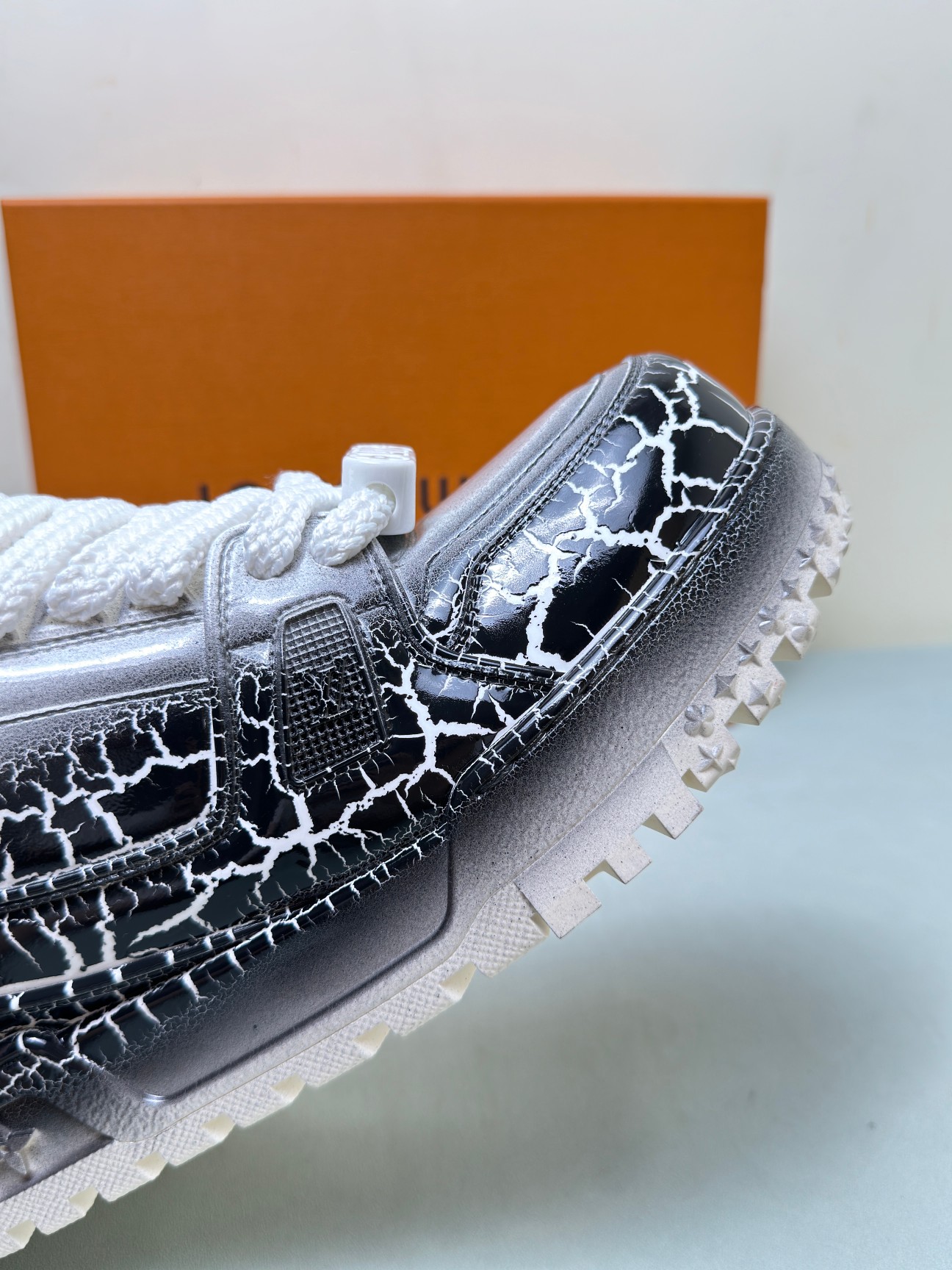 Male Basic Shoes