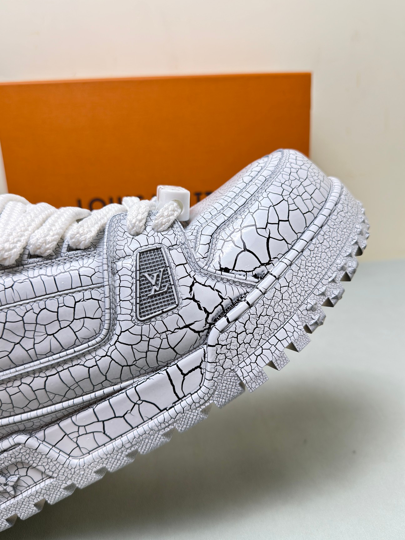 Male Basic Shoes