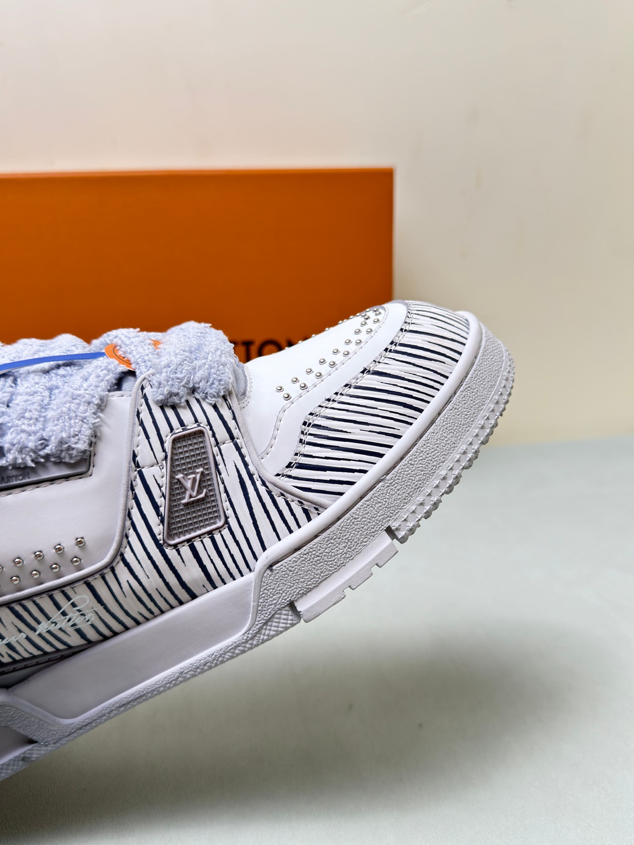 Male Basic Shoes