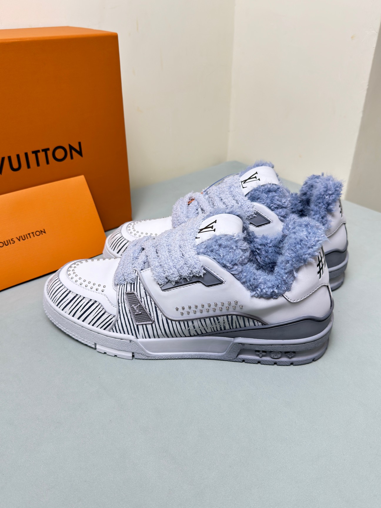 Male Basic Shoes