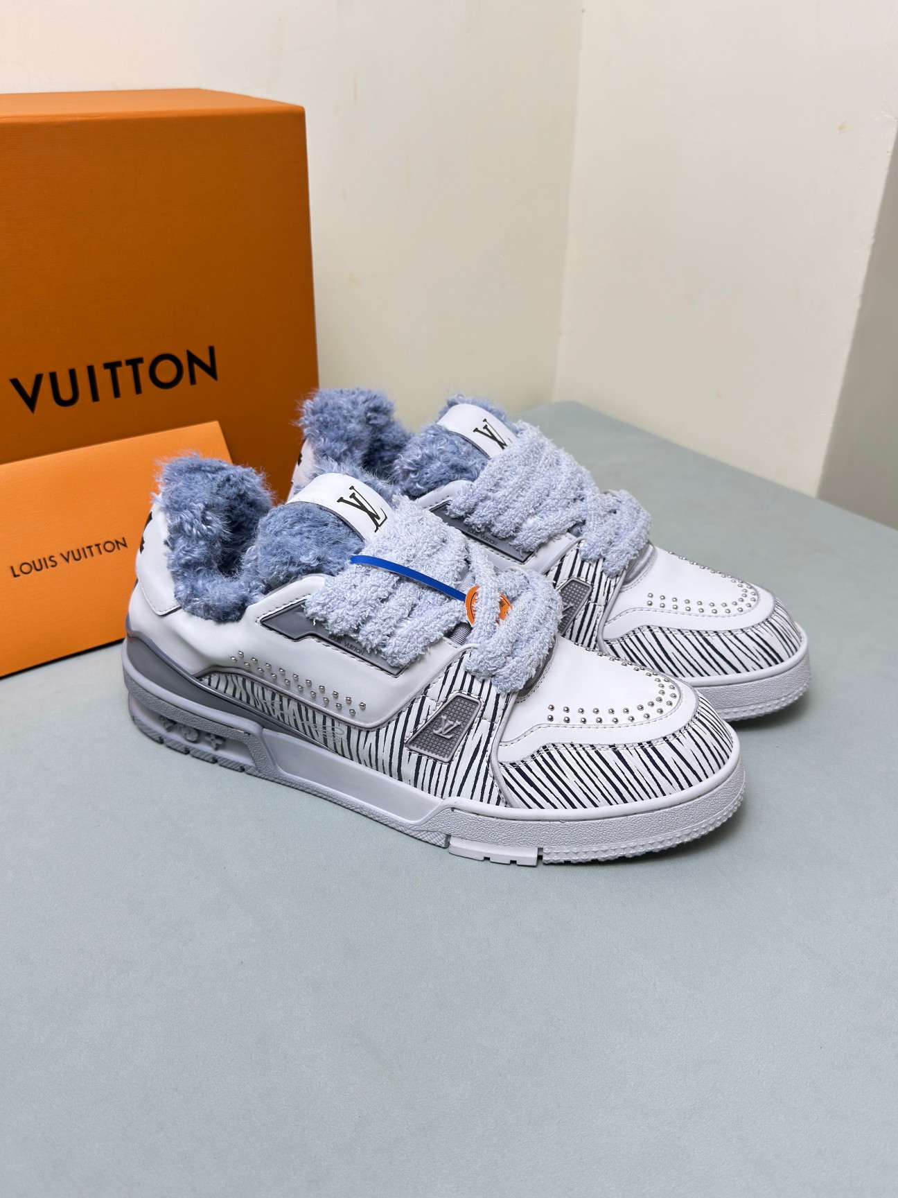 Male Basic Shoes