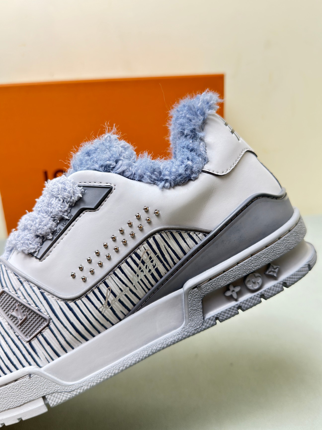 Male Basic Shoes