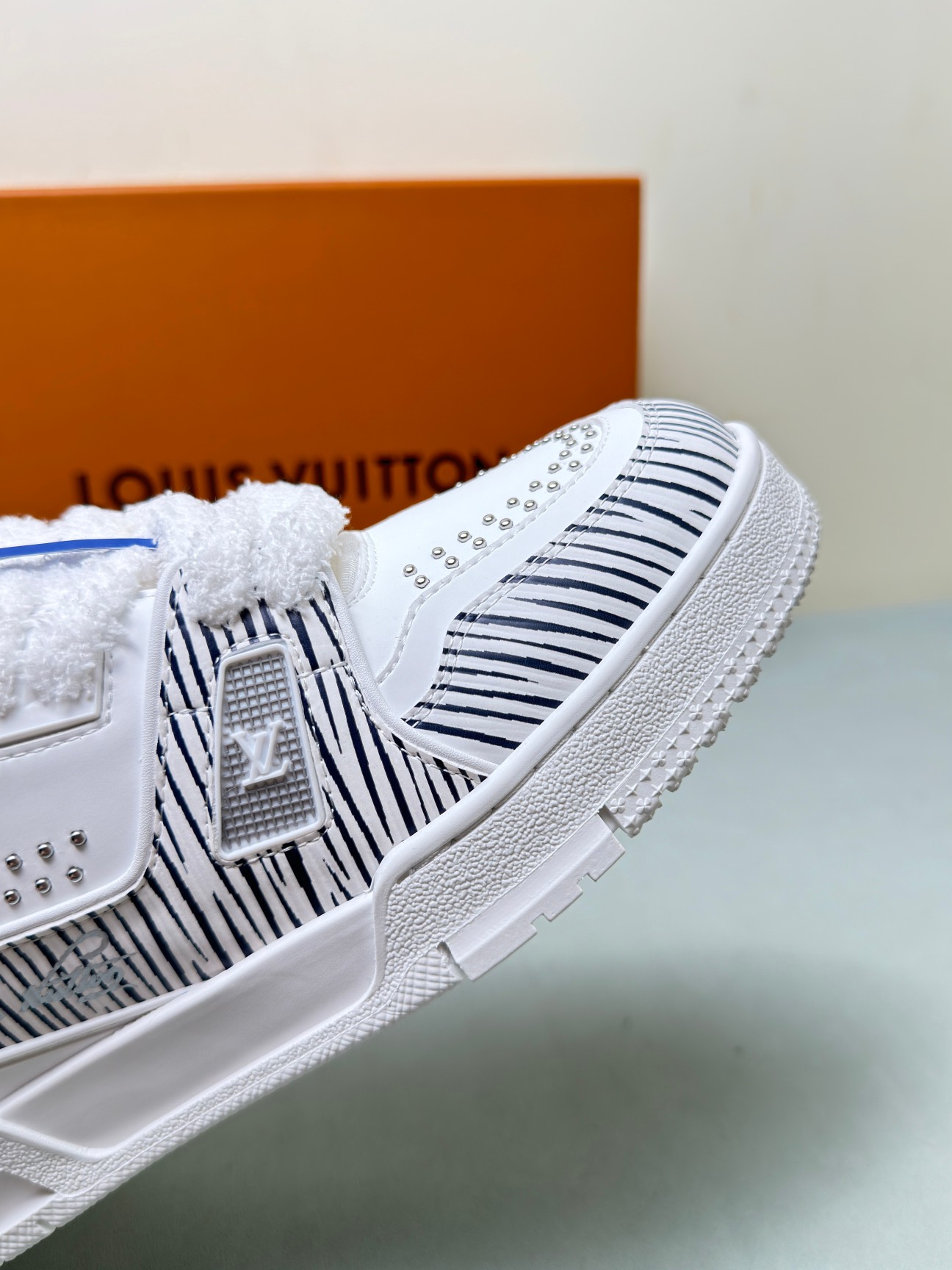Male Basic Shoes