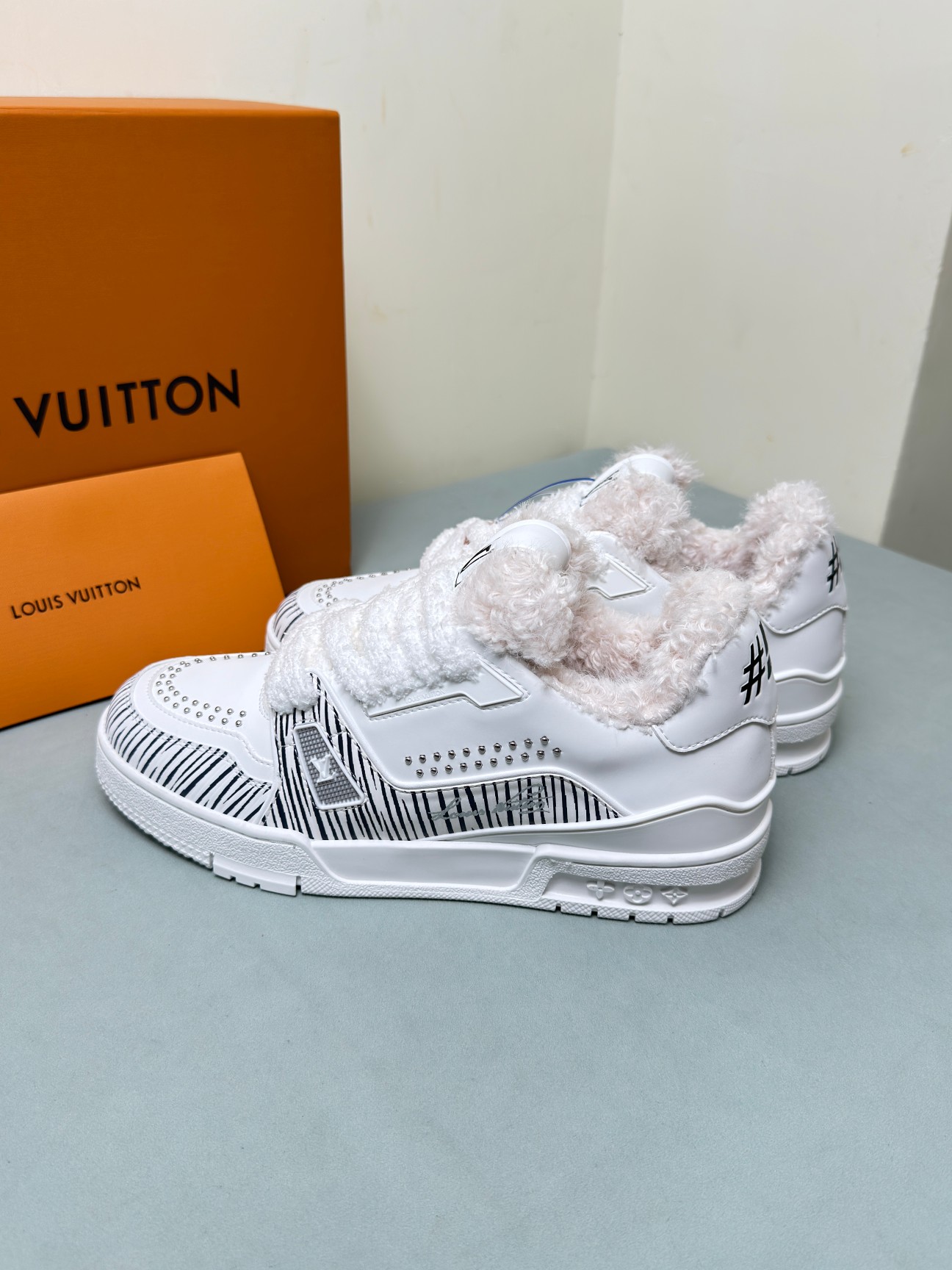 Male Basic Shoes
