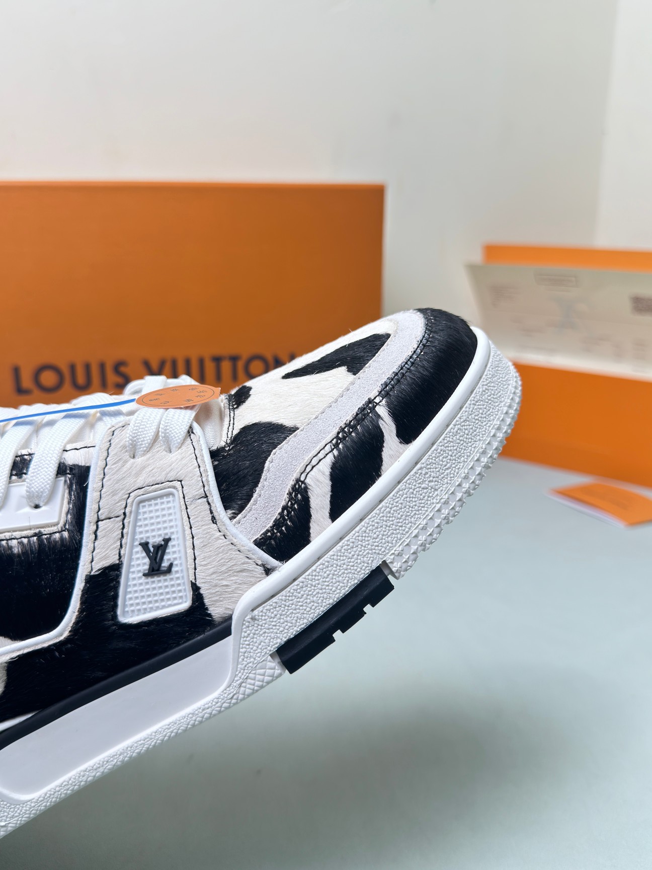 Louis Vuitton Male Basic Shoes M-l