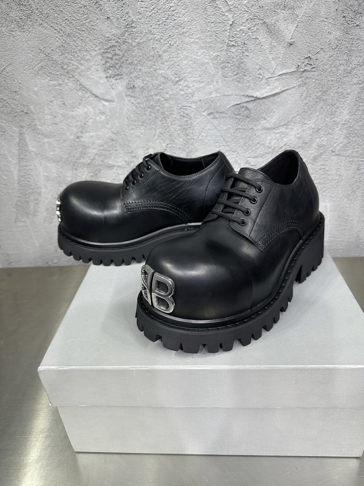 Male Basic Shoes