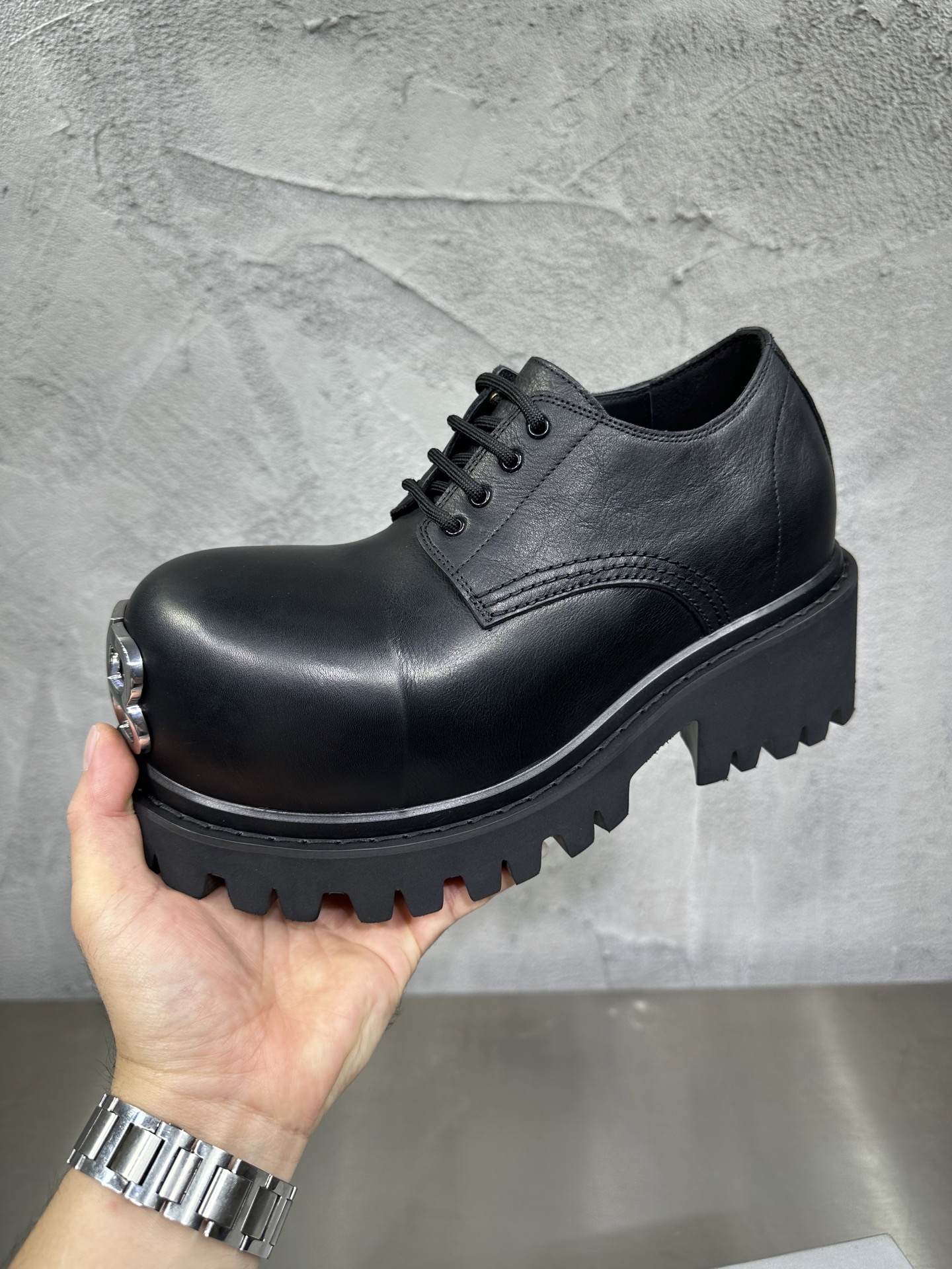 Male Basic Shoes