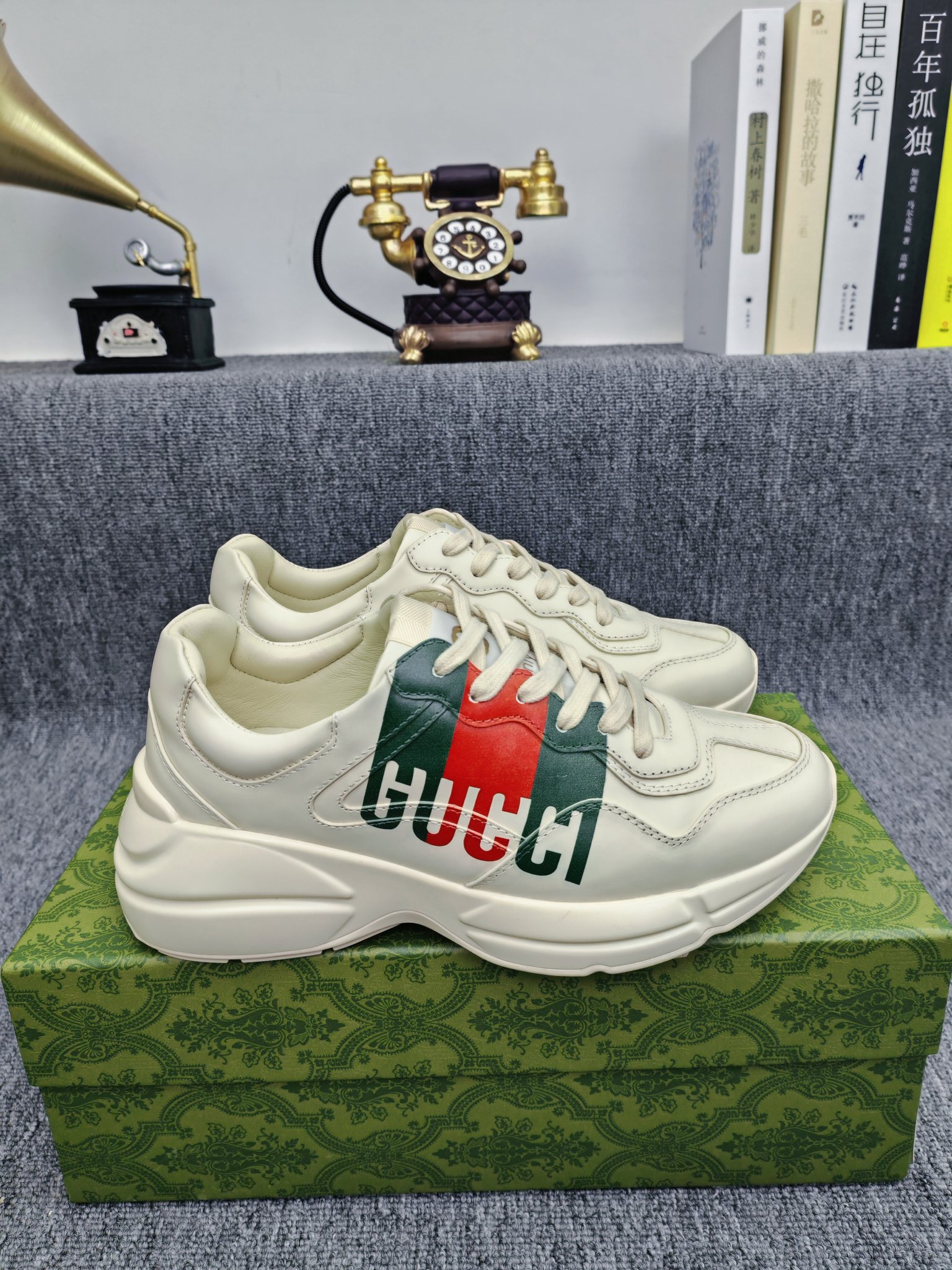 Gucci Male Basic Shoes L