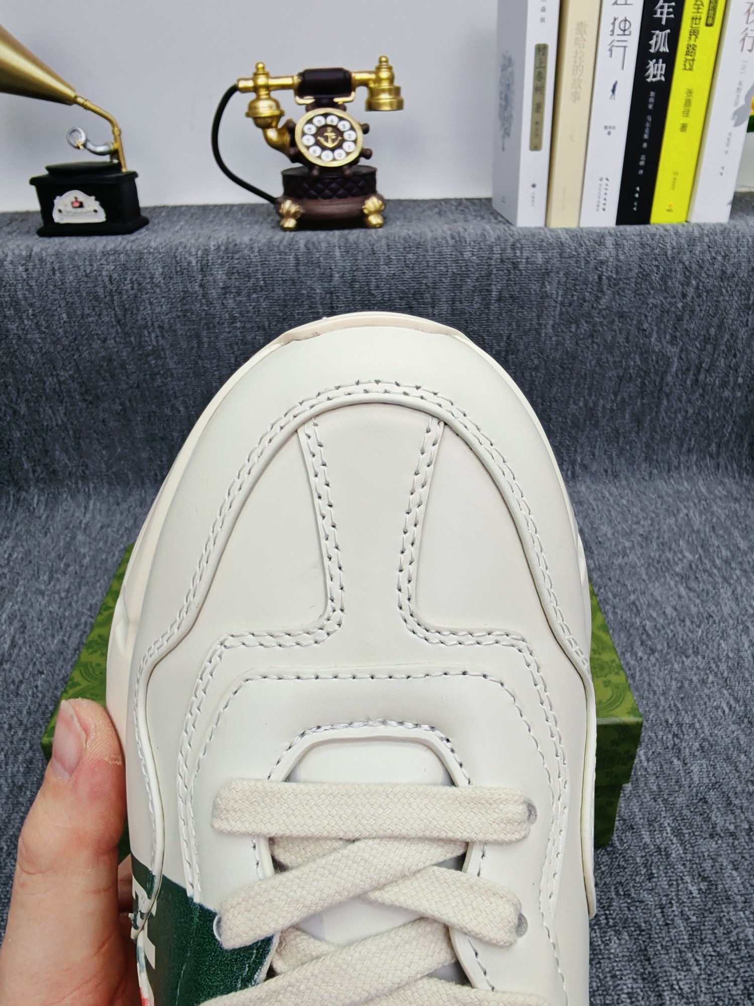 Gucci Male Basic Shoes L