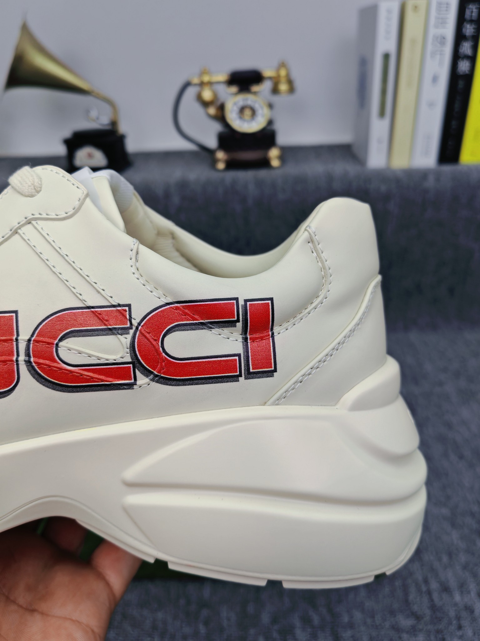 Gucci Male Basic Shoes L