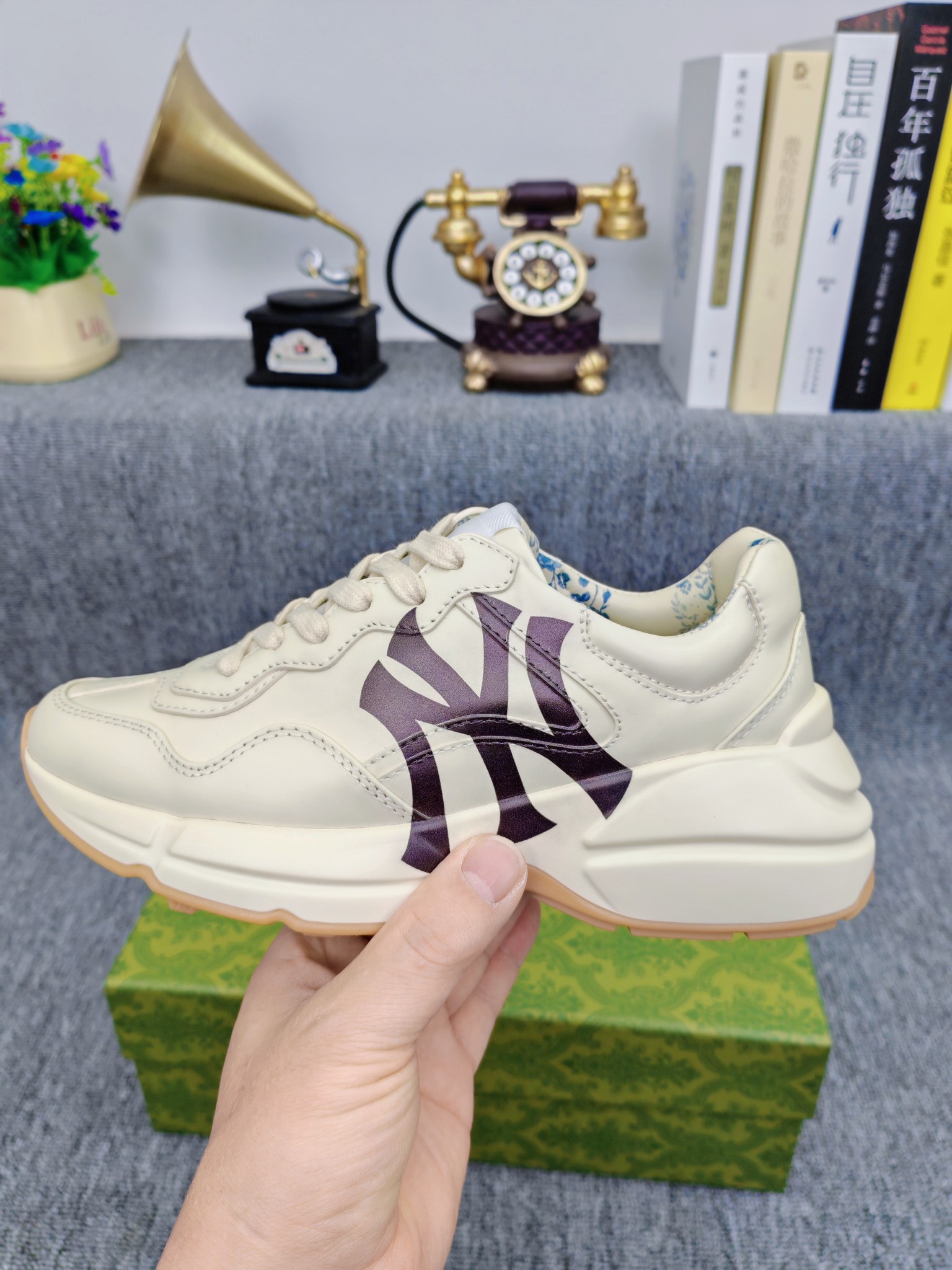 Gucci Male Basic Shoes L