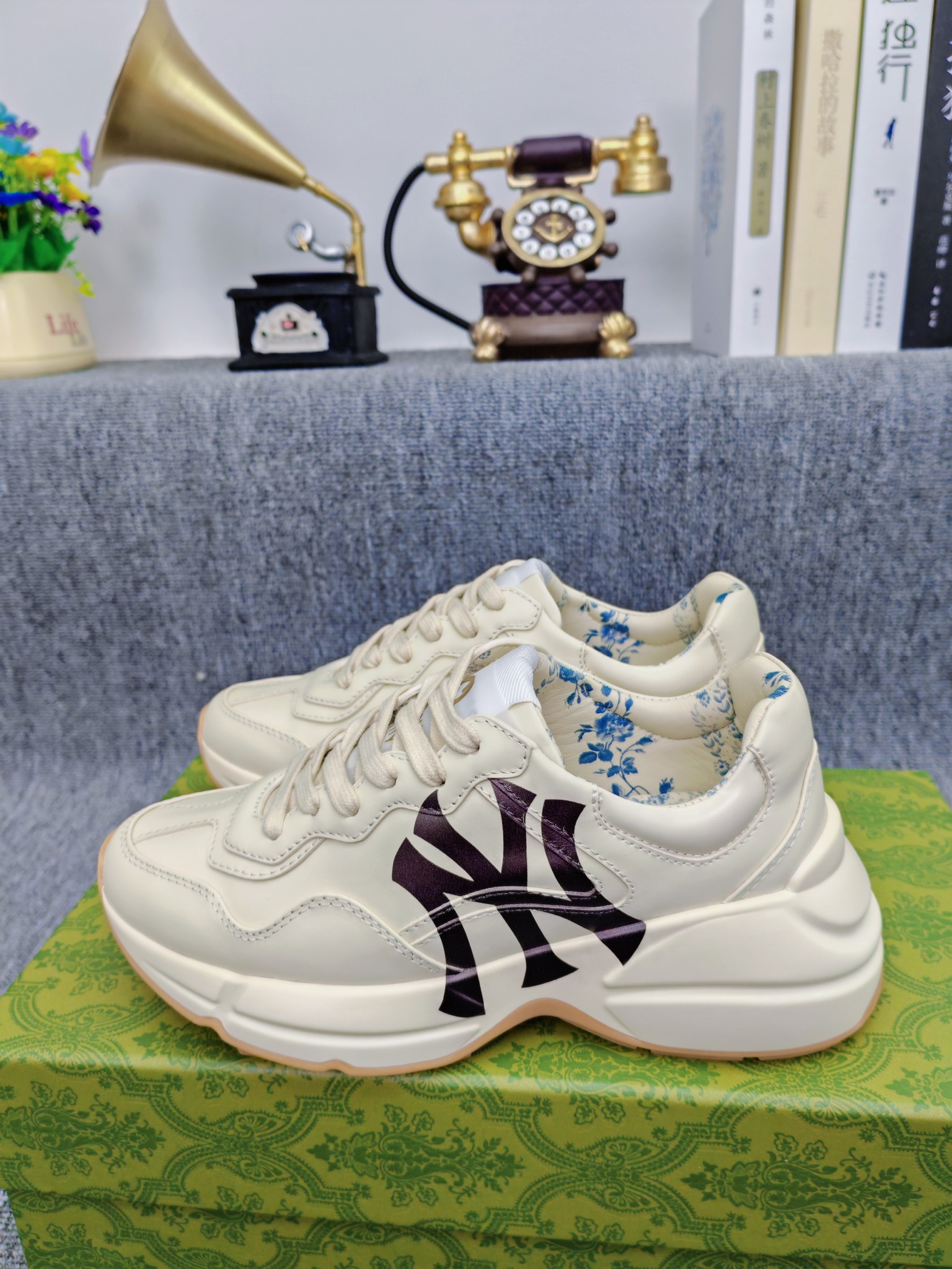 Gucci Male Basic Shoes L