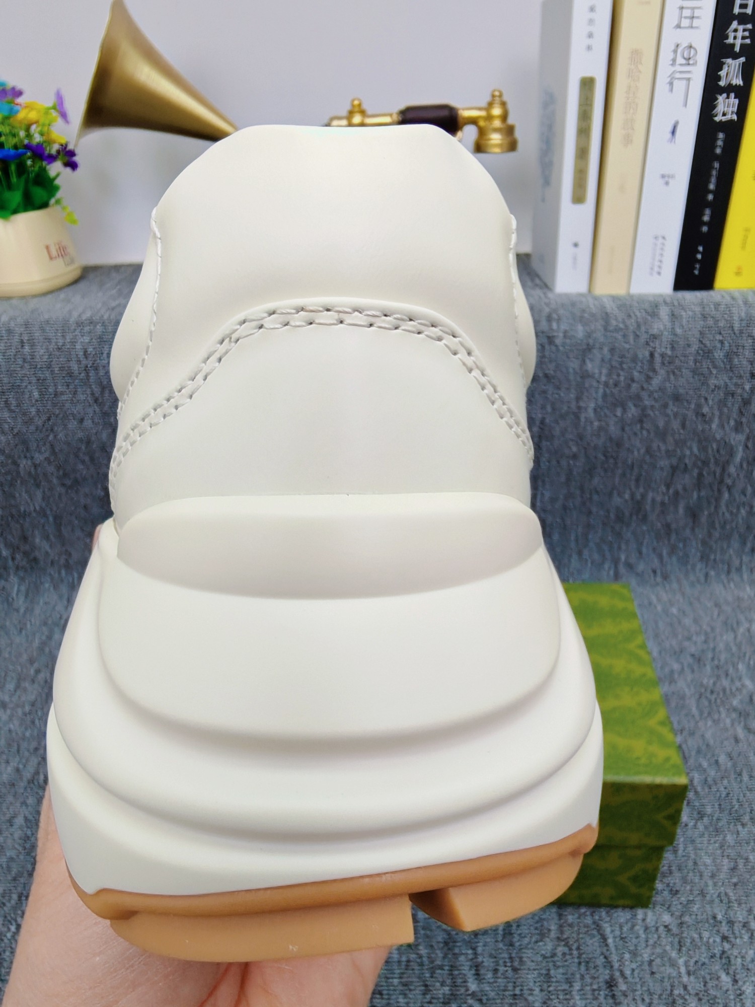 Gucci Male Basic Shoes L