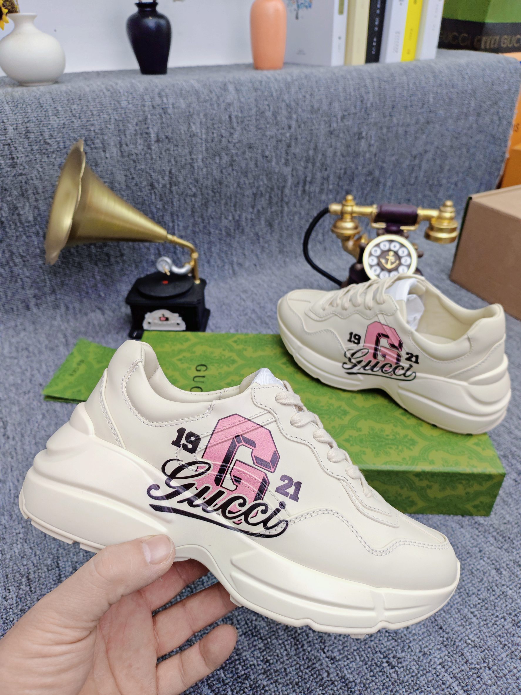 Gucci Male Basic Shoes L