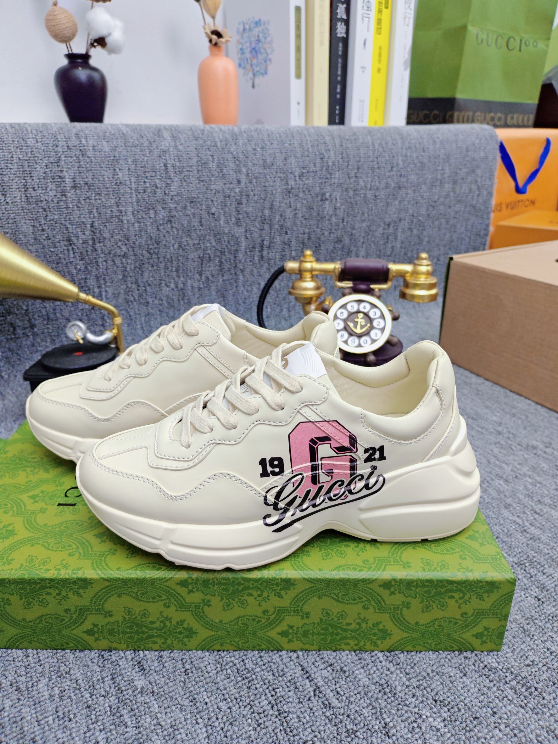 Gucci Male Basic Shoes L