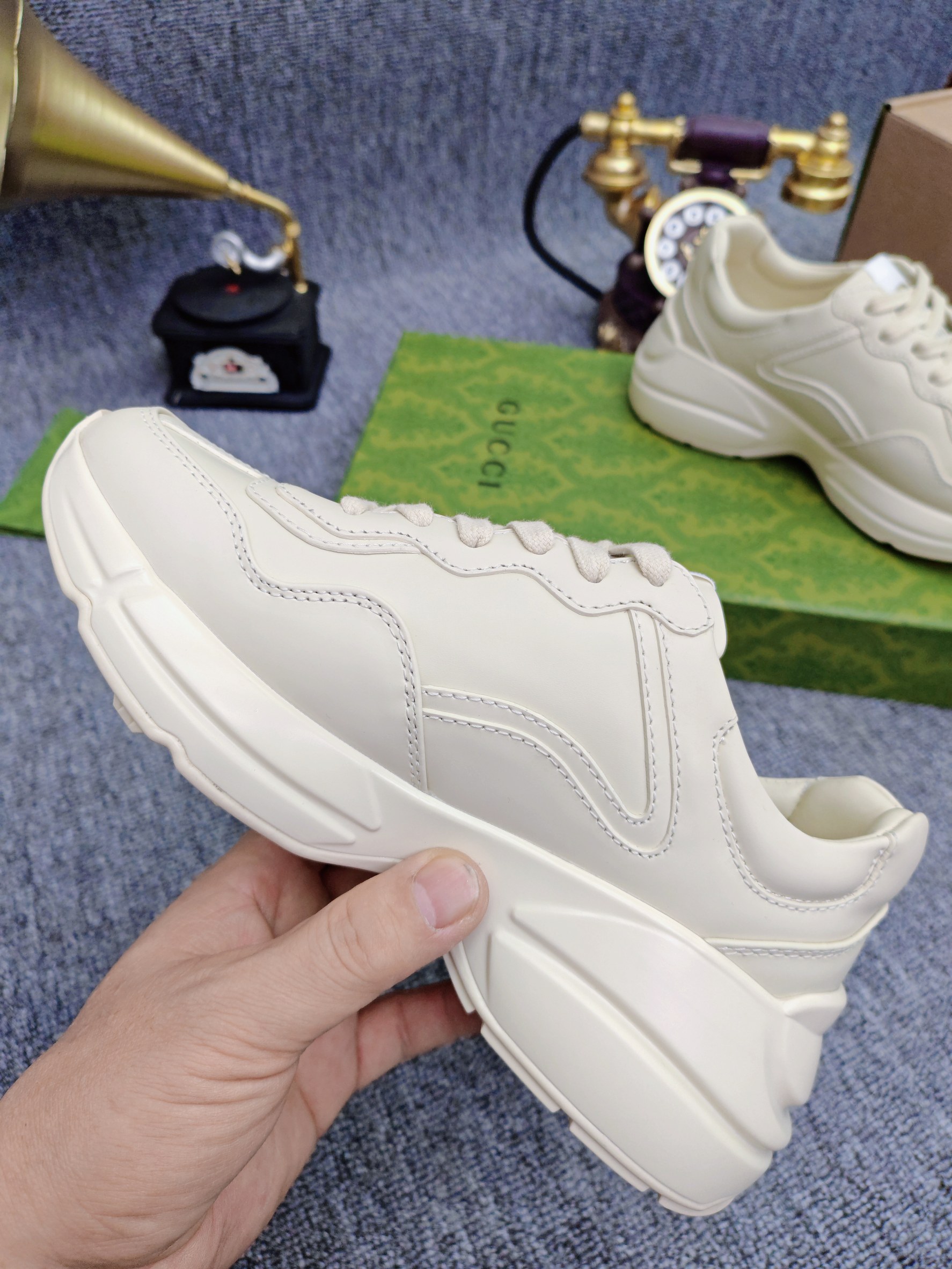 Gucci Male Basic Shoes L