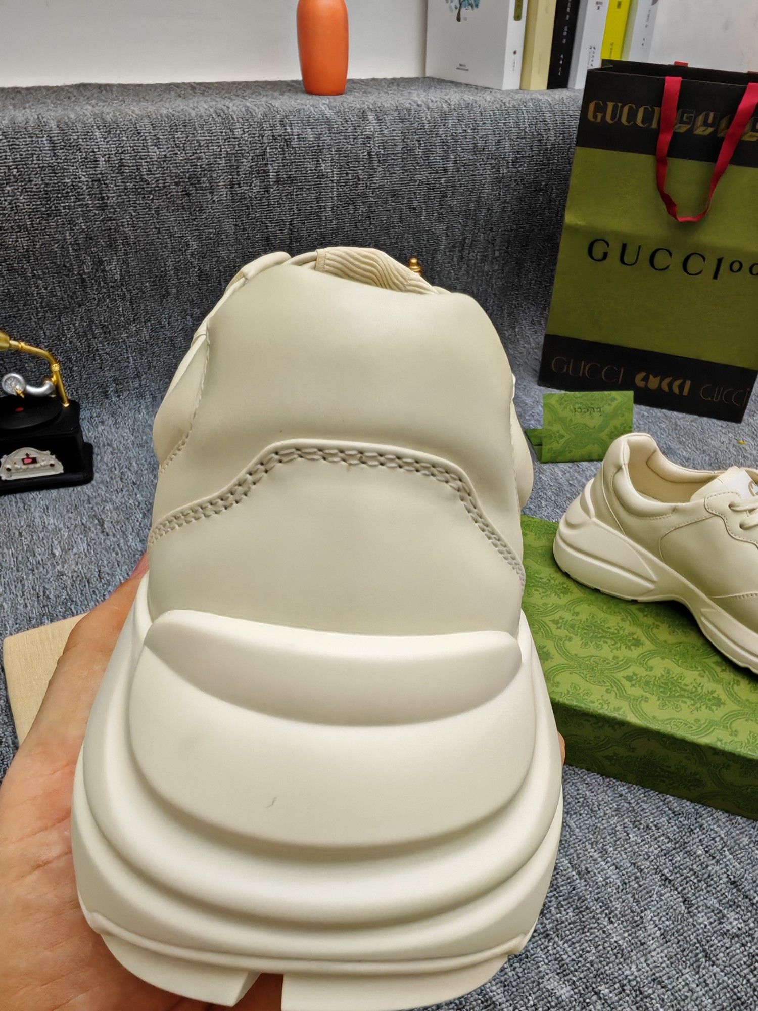 Gucci Male Basic Shoes L