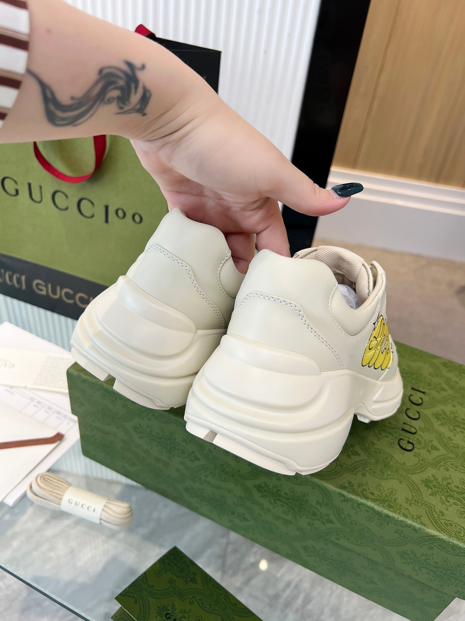 Gucci Male Basic Shoes L