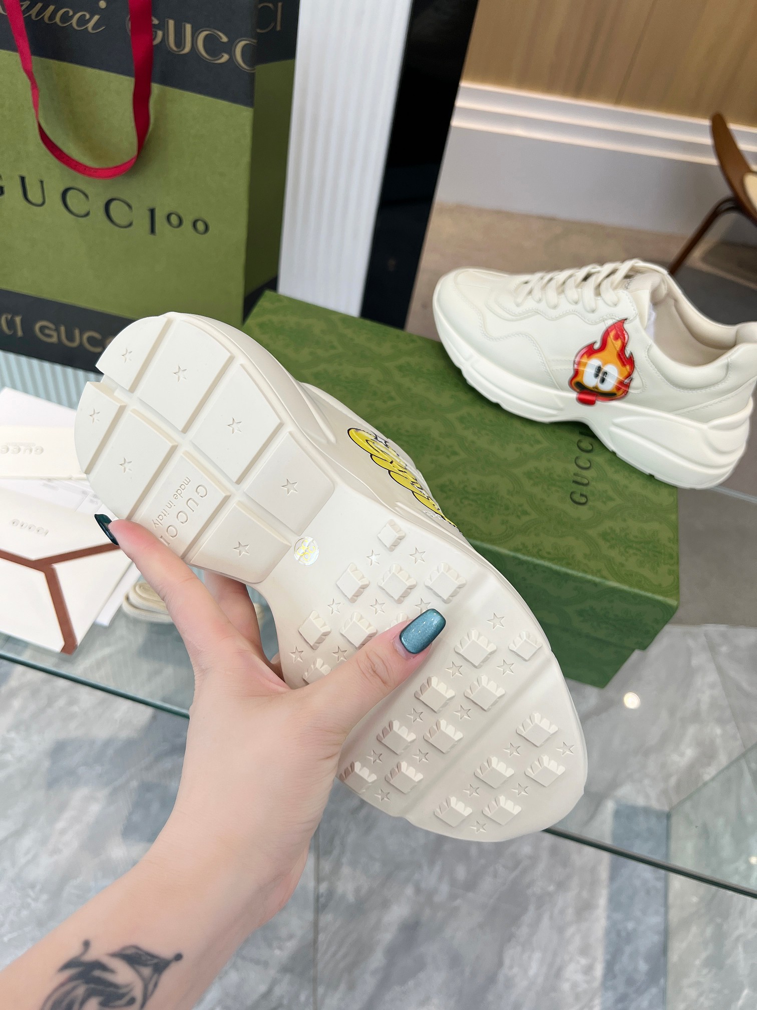 Gucci Male Basic Shoes L