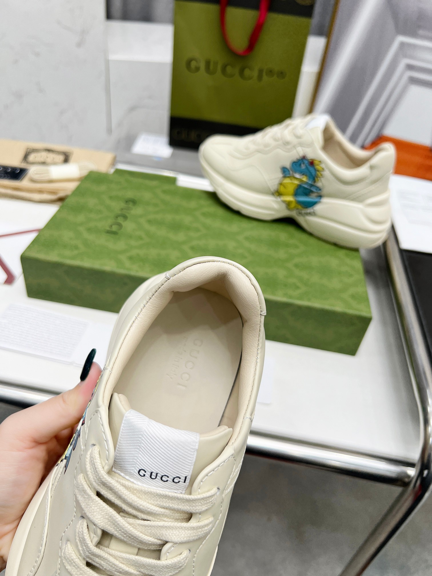 Gucci Male Basic Shoes L