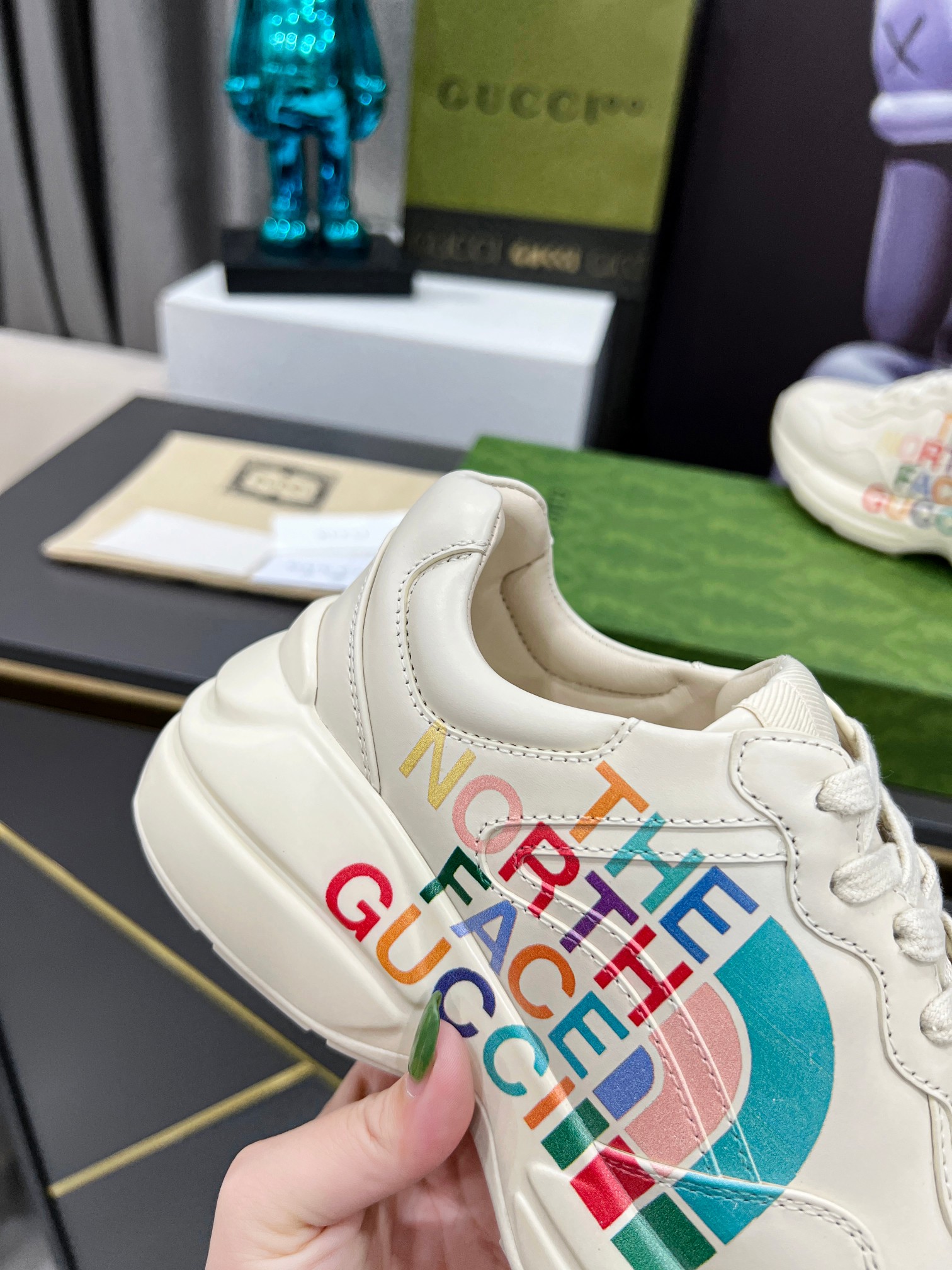 Gucci Male Basic Shoes L