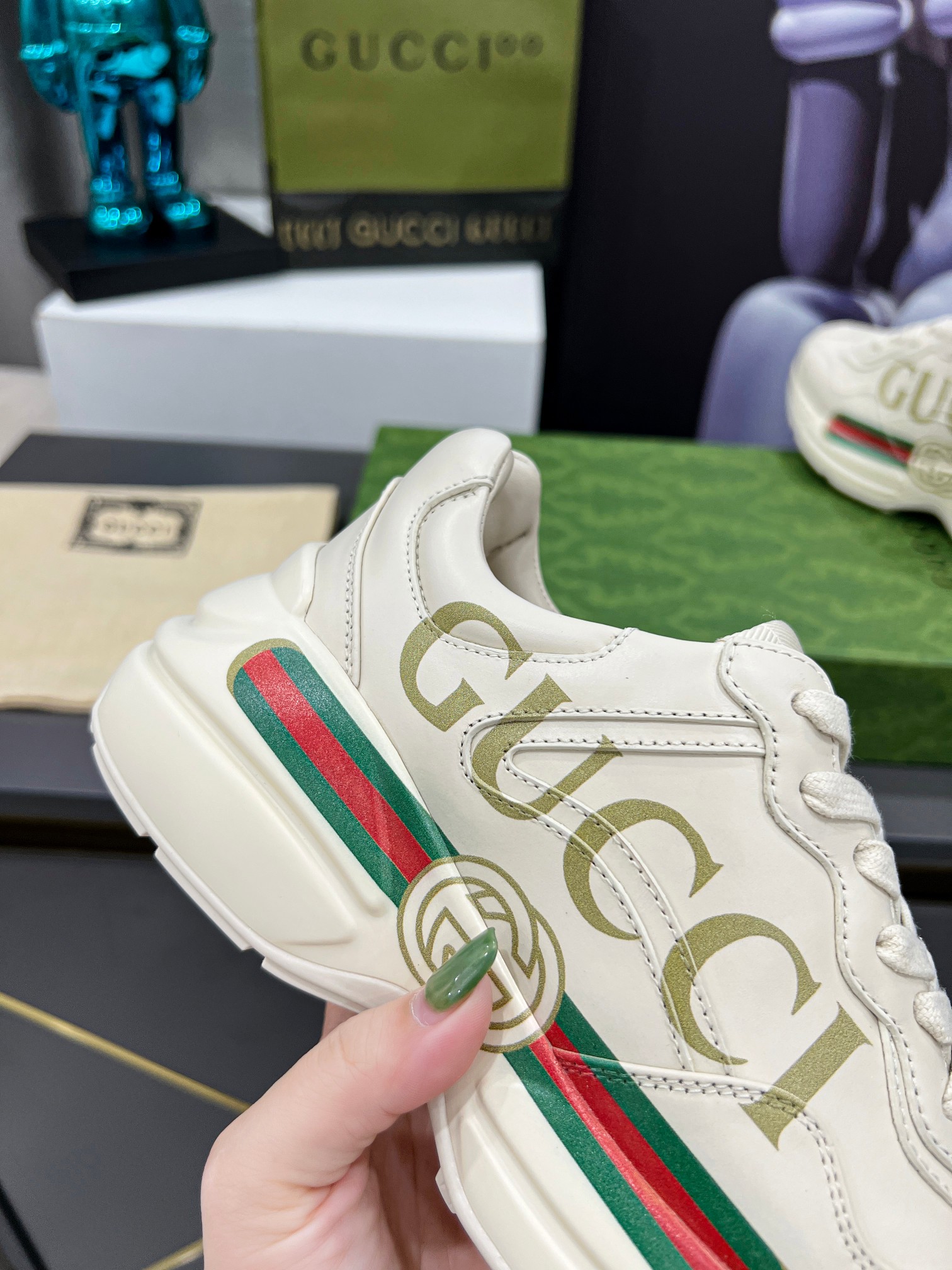 Gucci Male Basic Shoes L