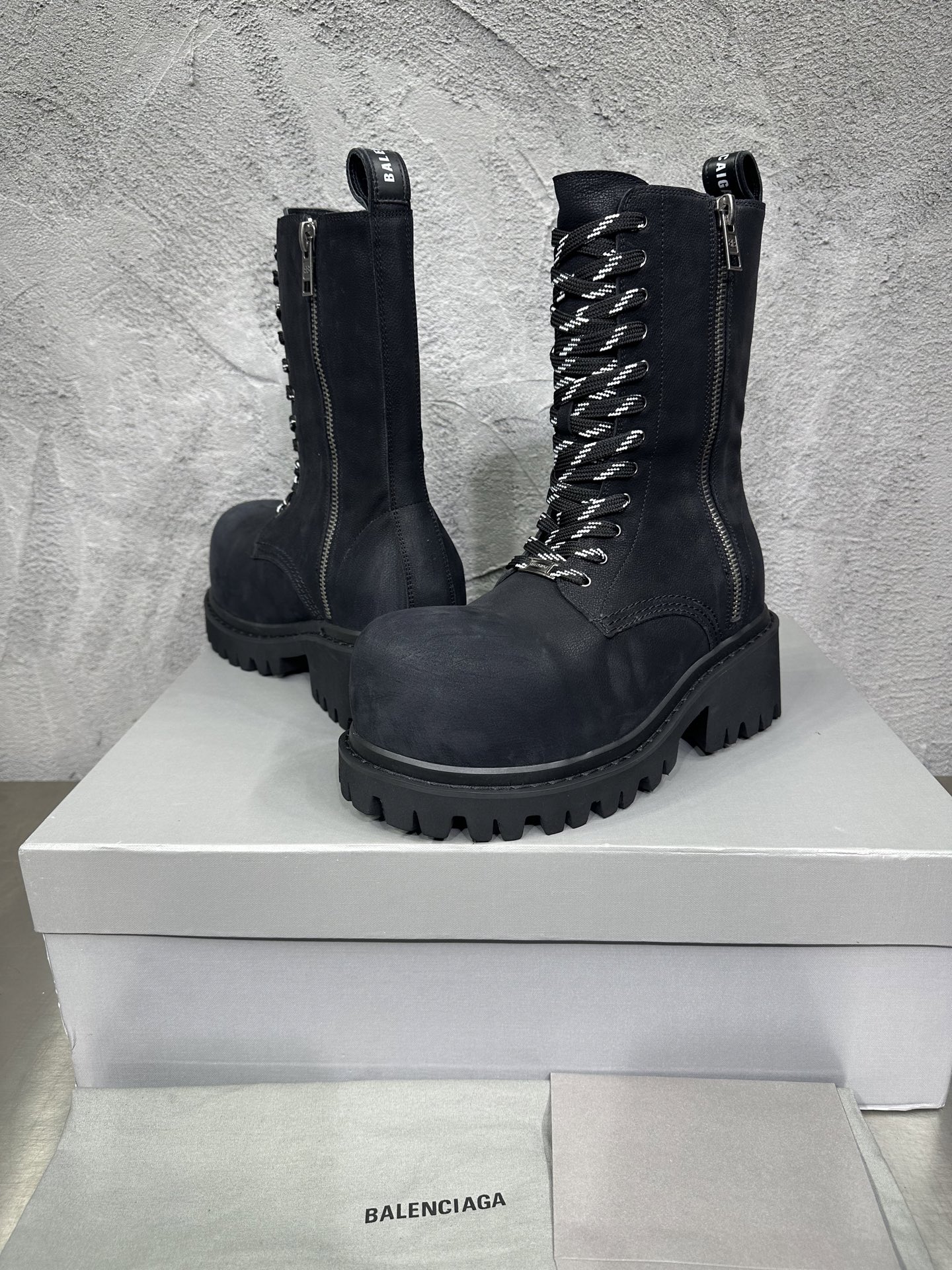 Basic Shoes