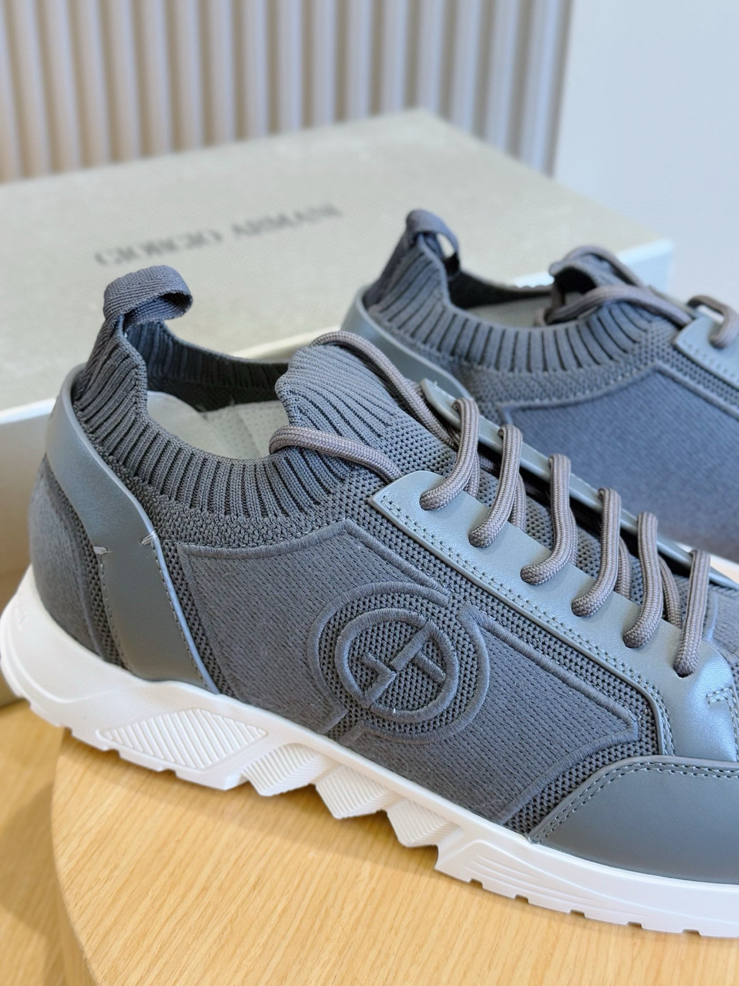 Armani Sneakers Mesh Lightweight M-s