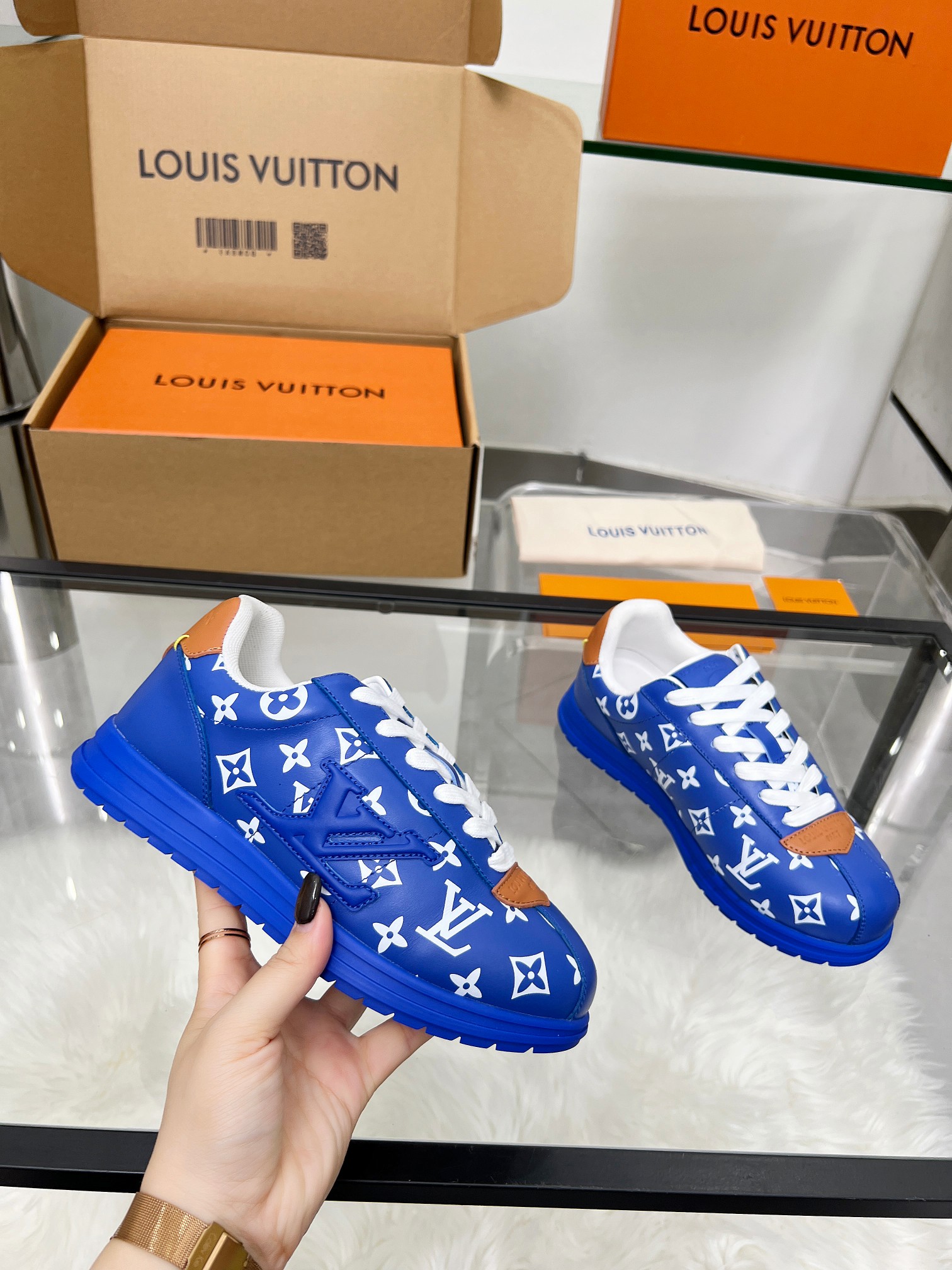 Louis Vuitton Basic Shoes L