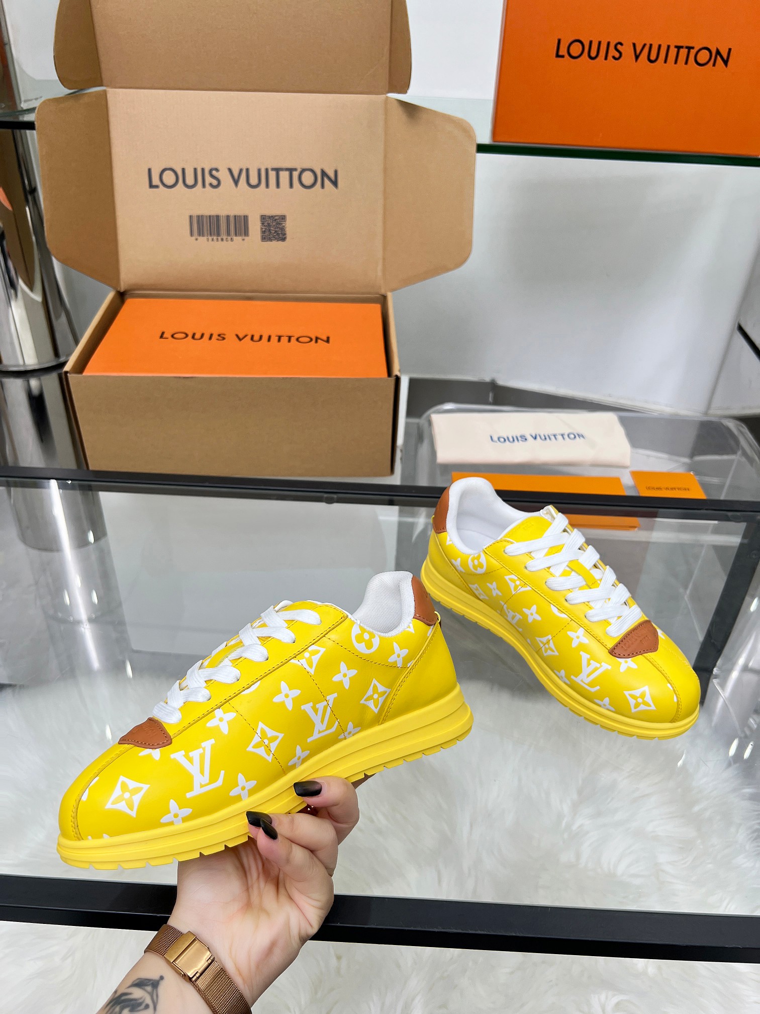 Louis Vuitton Basic Shoes L