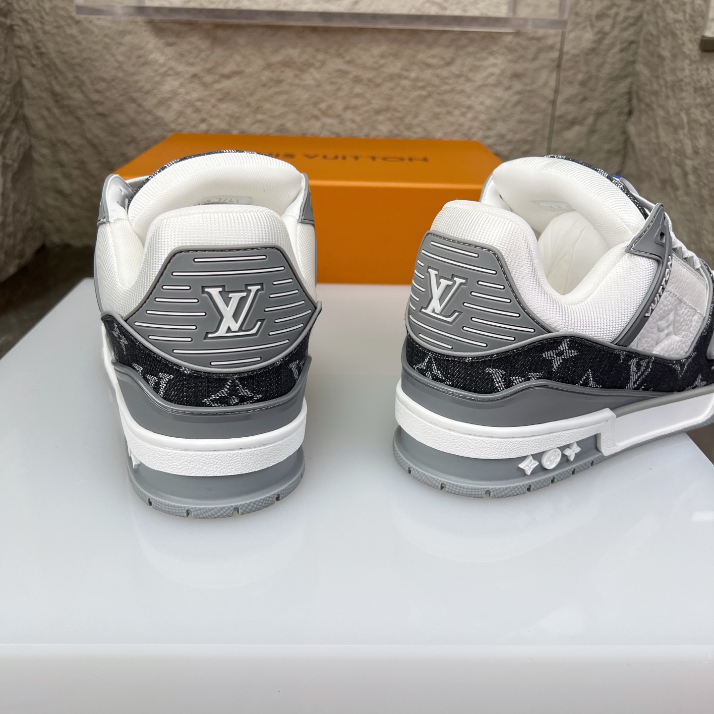 Louis Vuitton Male Board Shoes L
