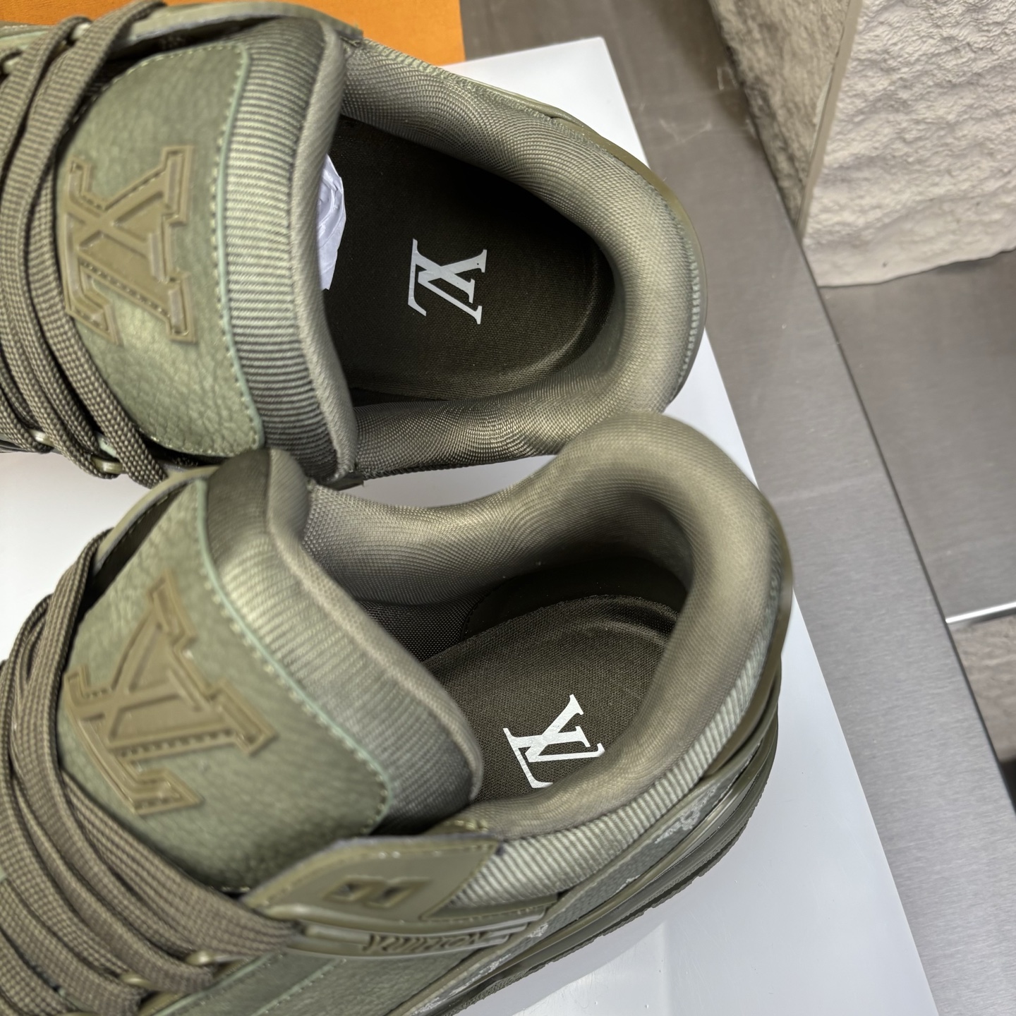 Louis Vuitton Male Board Shoes L