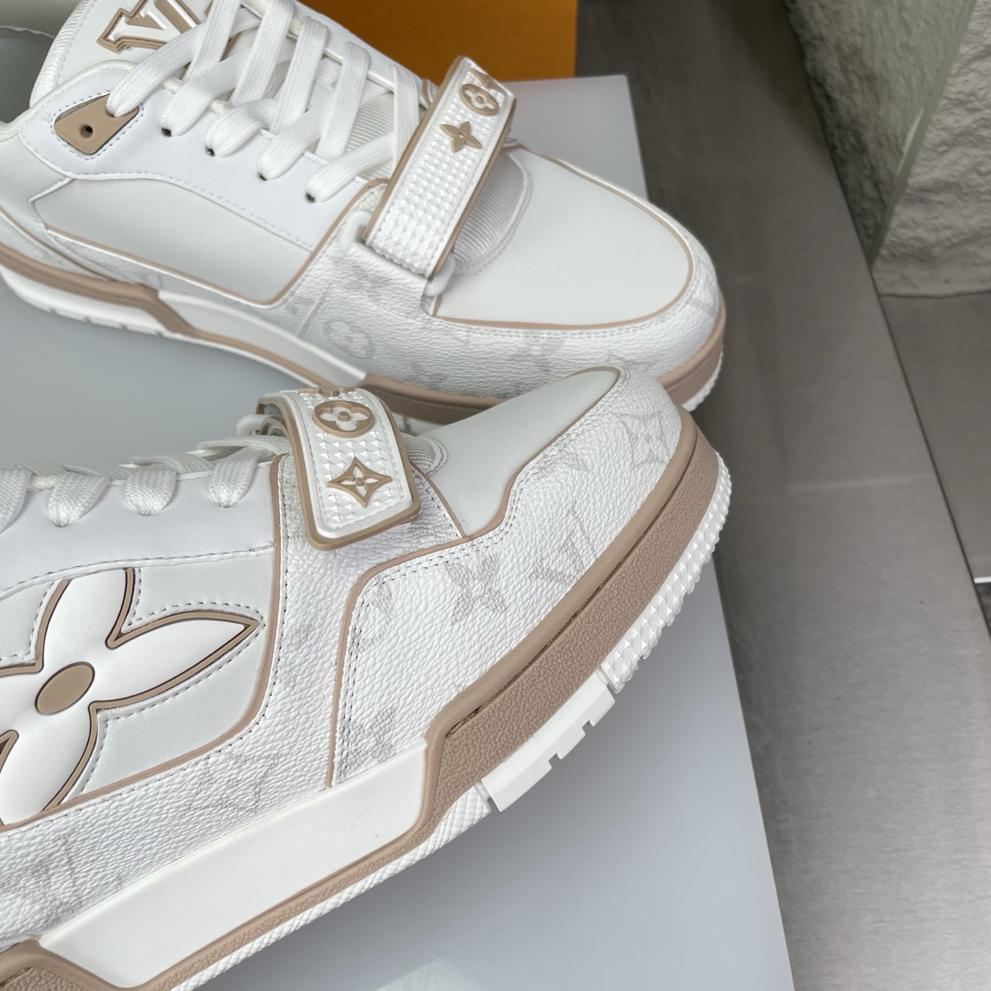 Louis Vuitton Male Board Shoes L