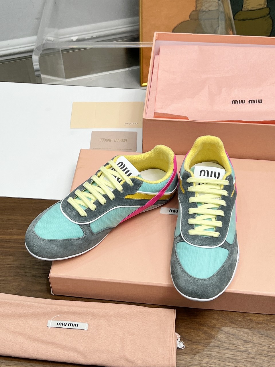 Miu Miu Male Basic Shoes Mesh Lightweight M