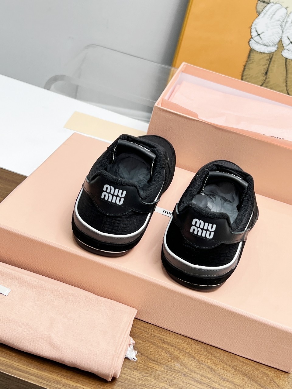 Miu Miu Male Basic Shoes Mesh Lightweight M