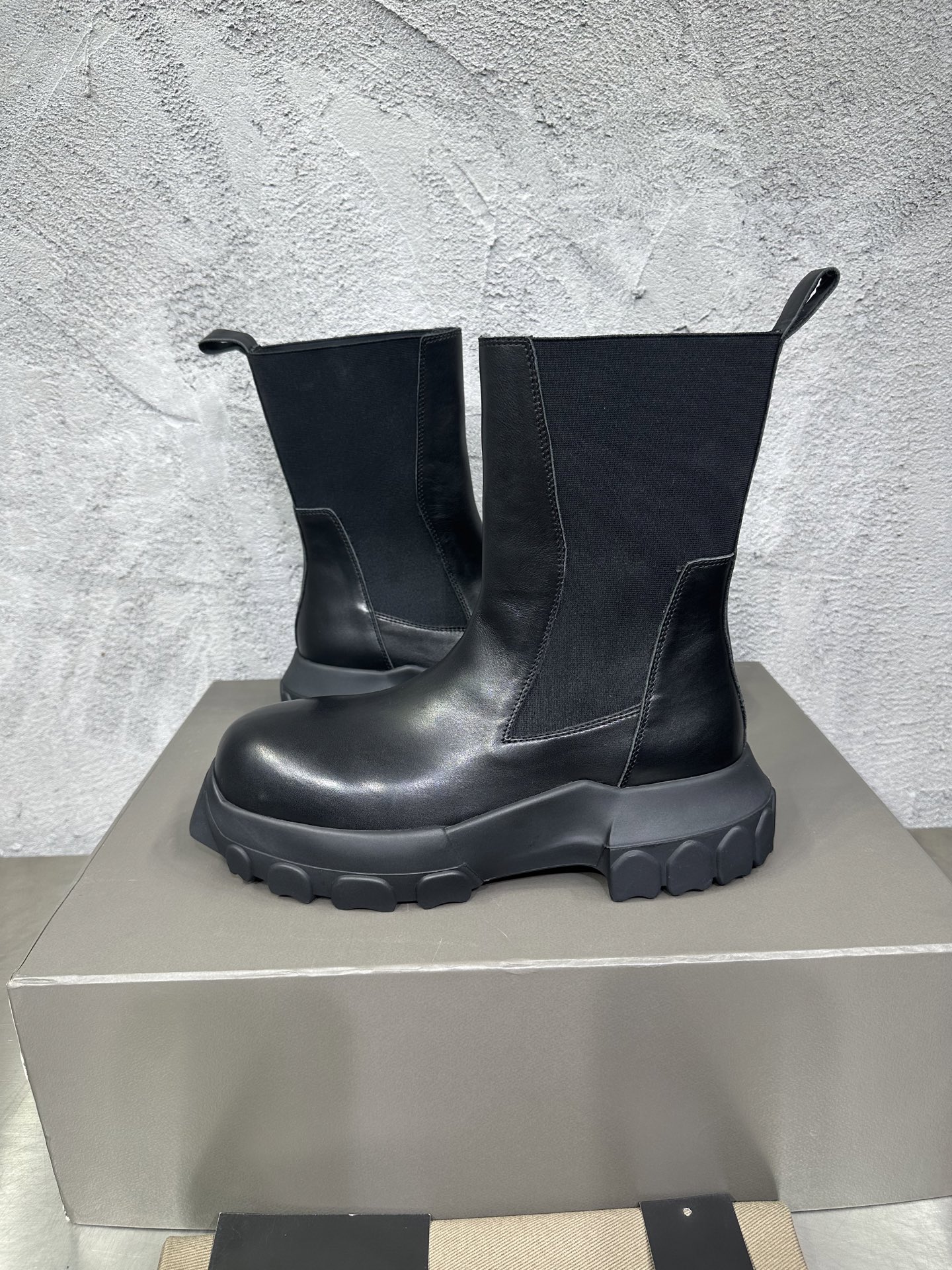 Male Basic Shoes Black 46