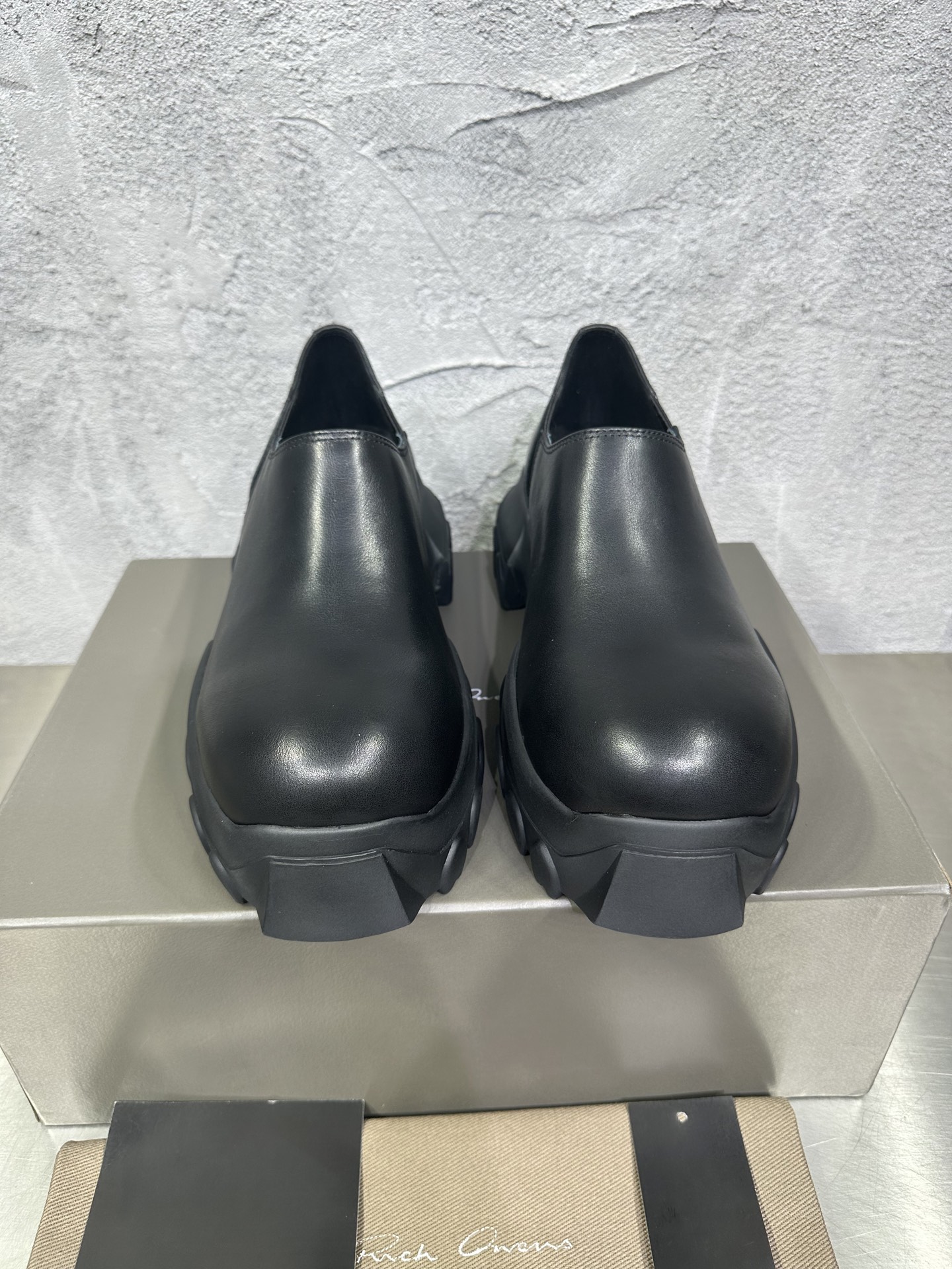 Male Basic Shoes Black 46