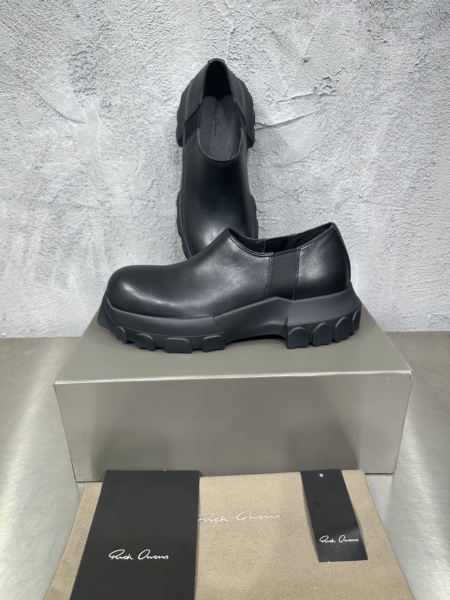 Male Basic Shoes Black 46