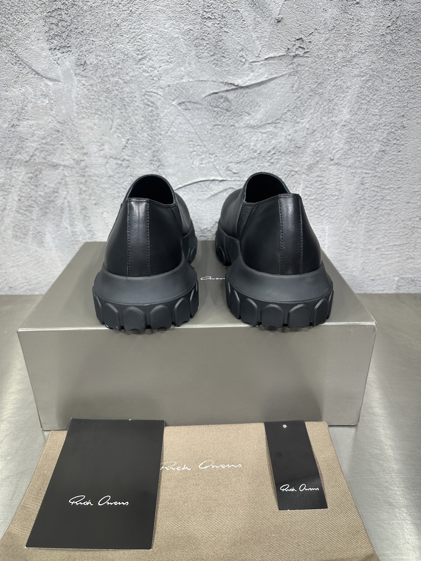 Male Basic Shoes Black 46