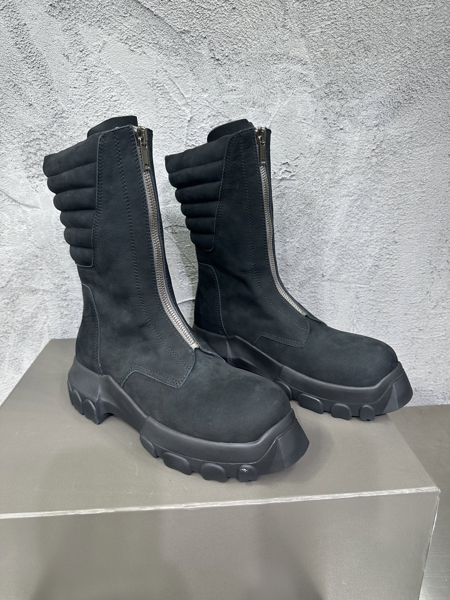 Male Basic Shoes Black 46