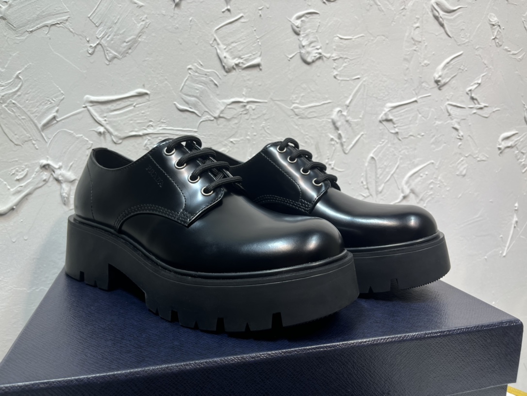 Prada Loafers Cow Leather M