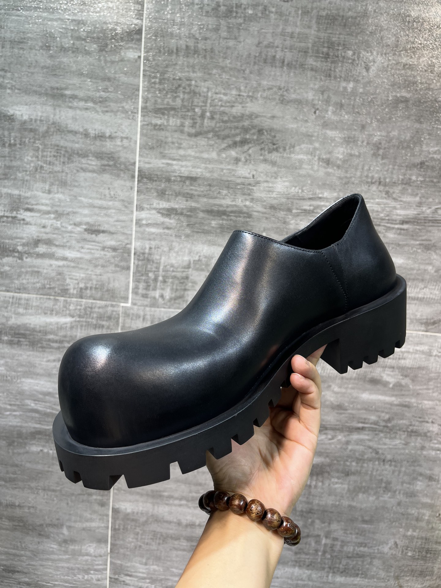 Balenciaga Leather Shoes Cow Leather M-l