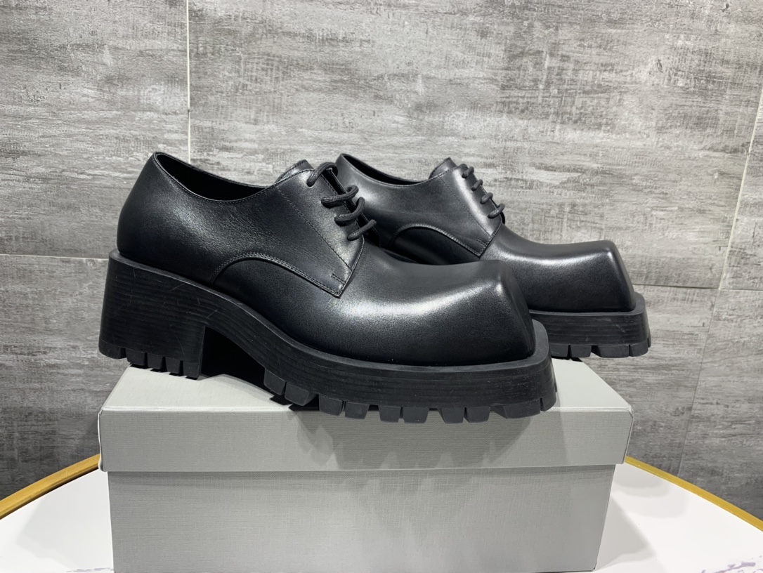 Balenciaga Male Basic Shoes M-l