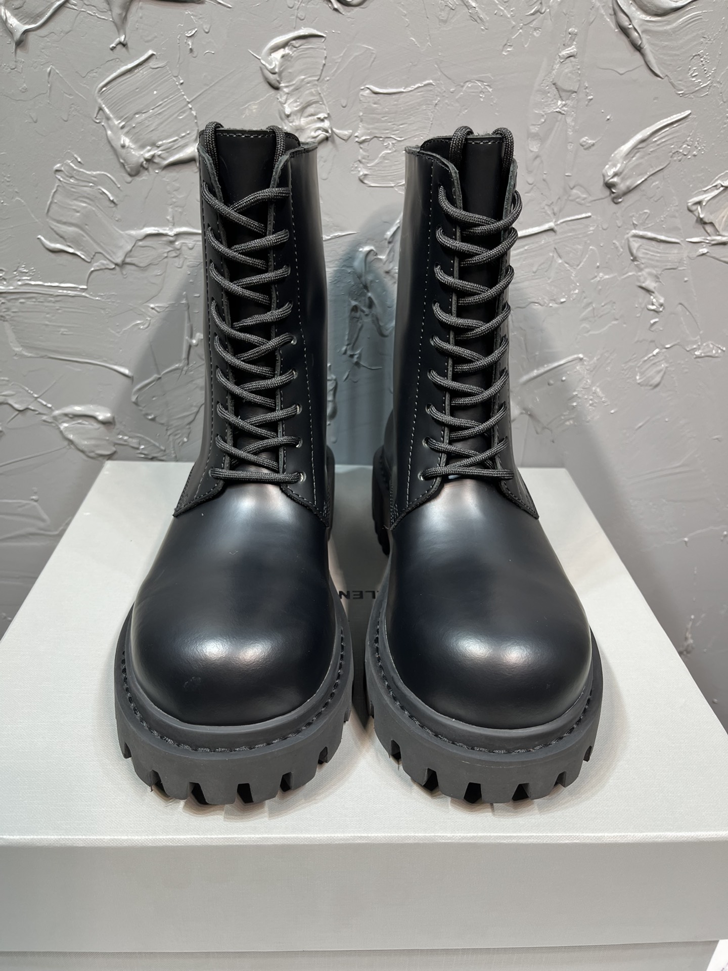 Balenciaga Female Basic Shoes 46-l-s