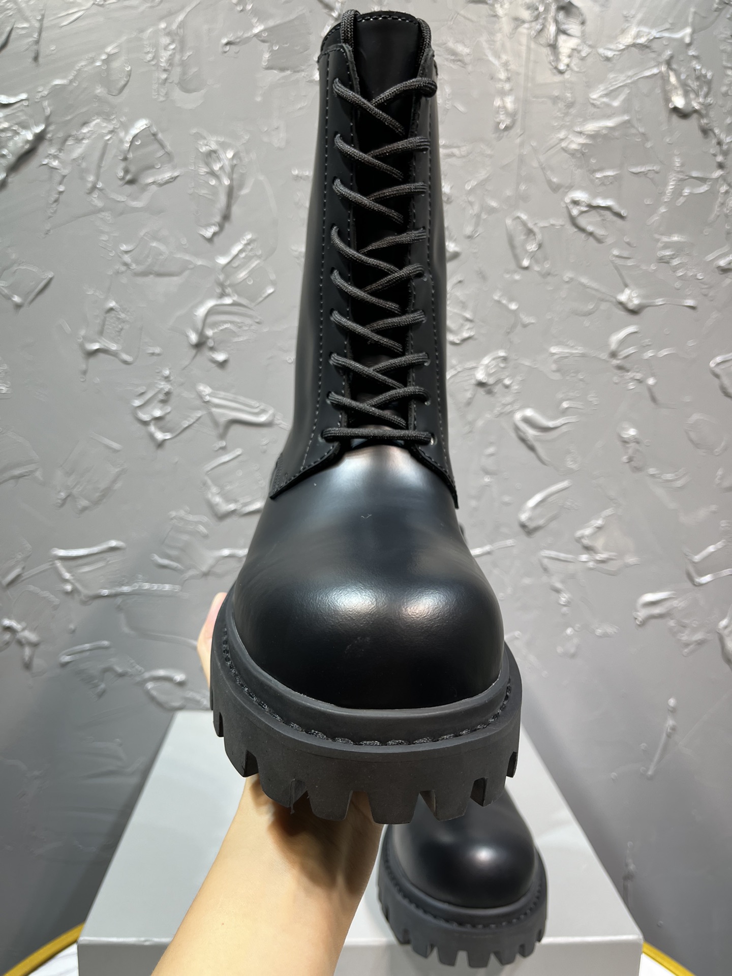 Balenciaga Female Basic Shoes 46-l-s