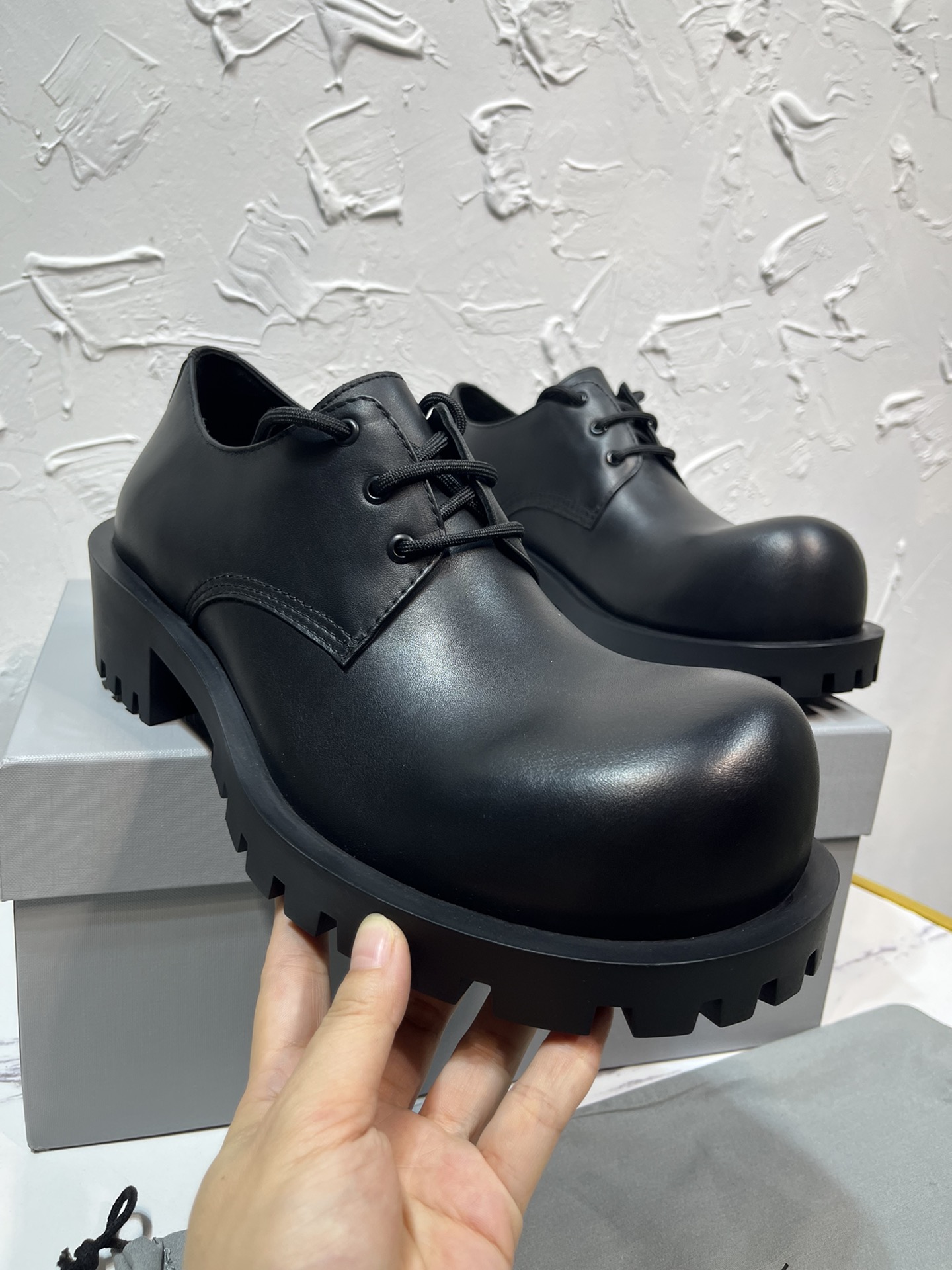 Balenciaga Leather Shoes Cow Leather M