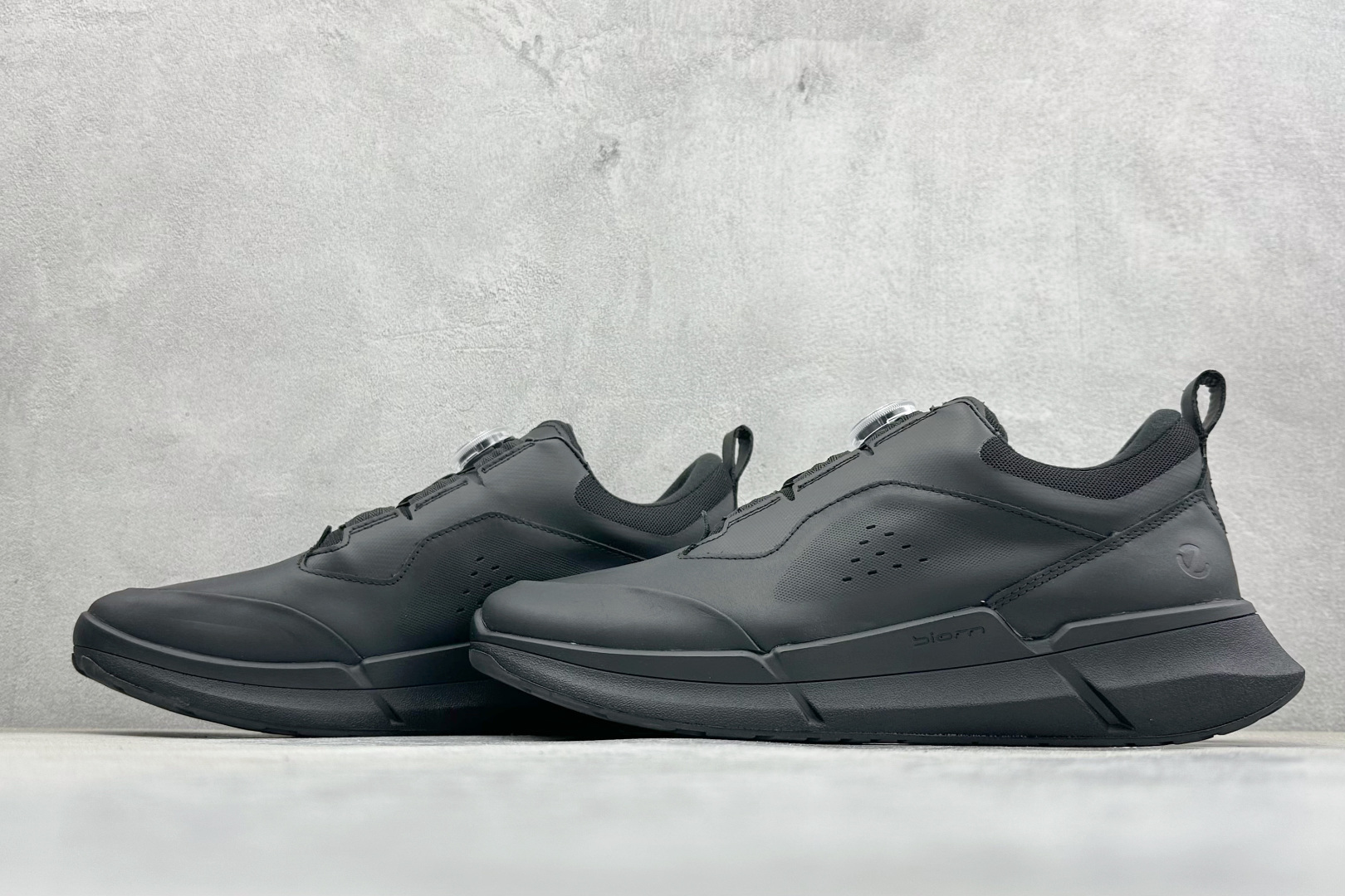 Male Leather Shoes Cow Leather Breathable