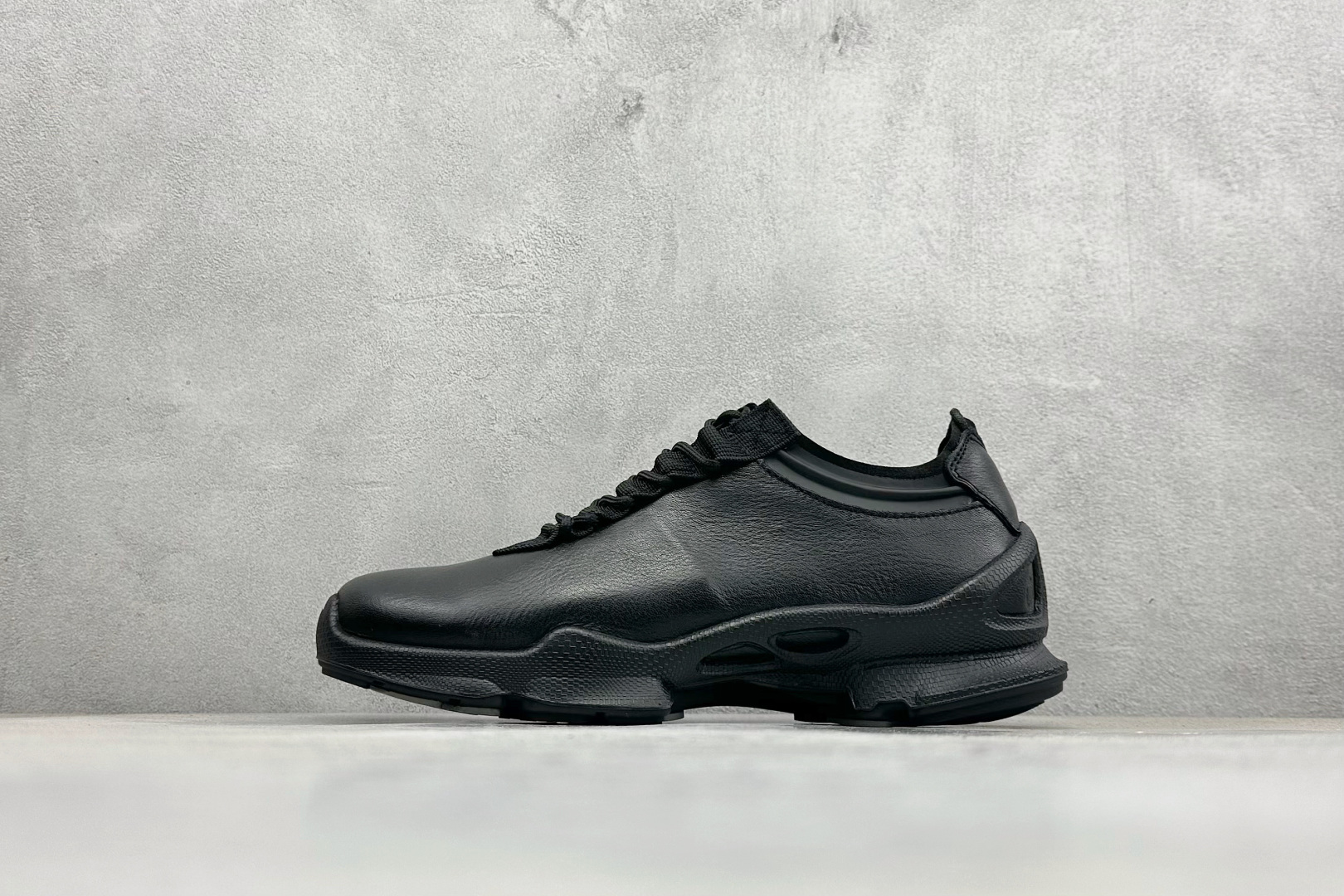 Male Leather Shoes Cow Leather Breathable