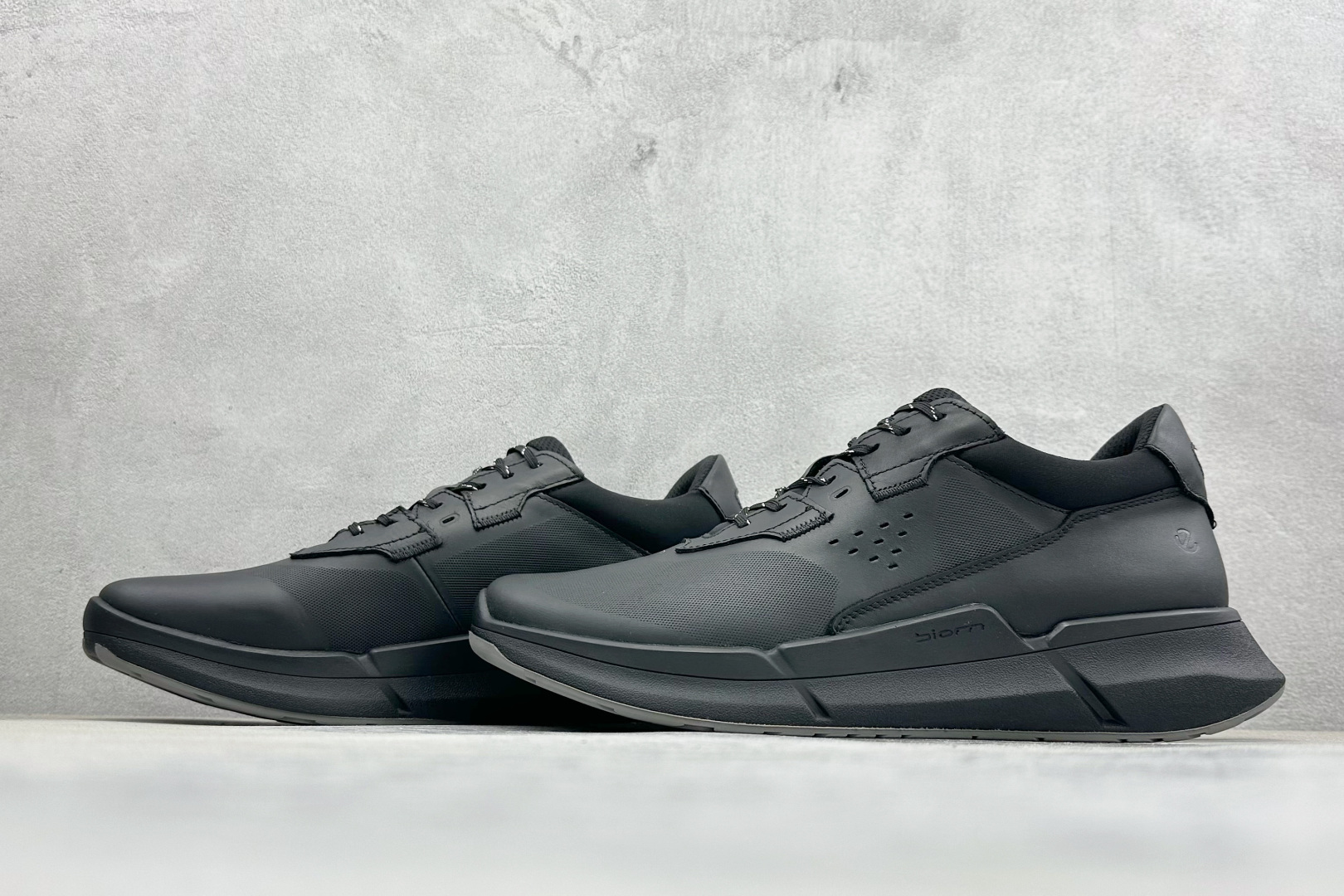 Male Leather Shoes Cow Leather Breathable