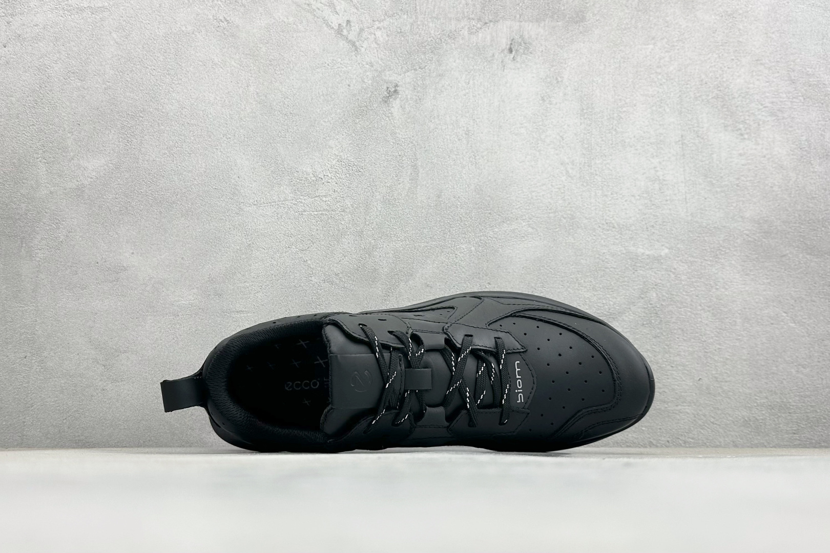 Male Leather Shoes Cow Leather Breathable